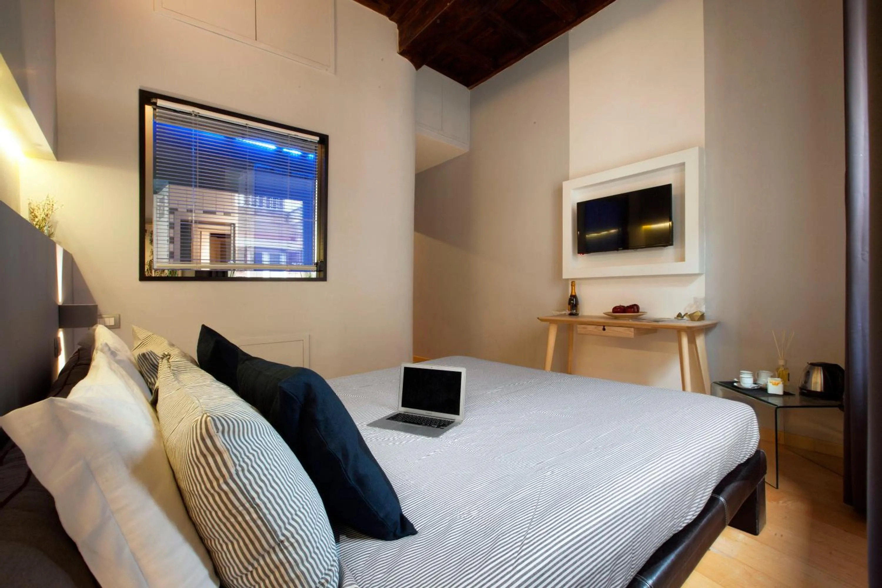 Bed in Delle Grotte Apartment