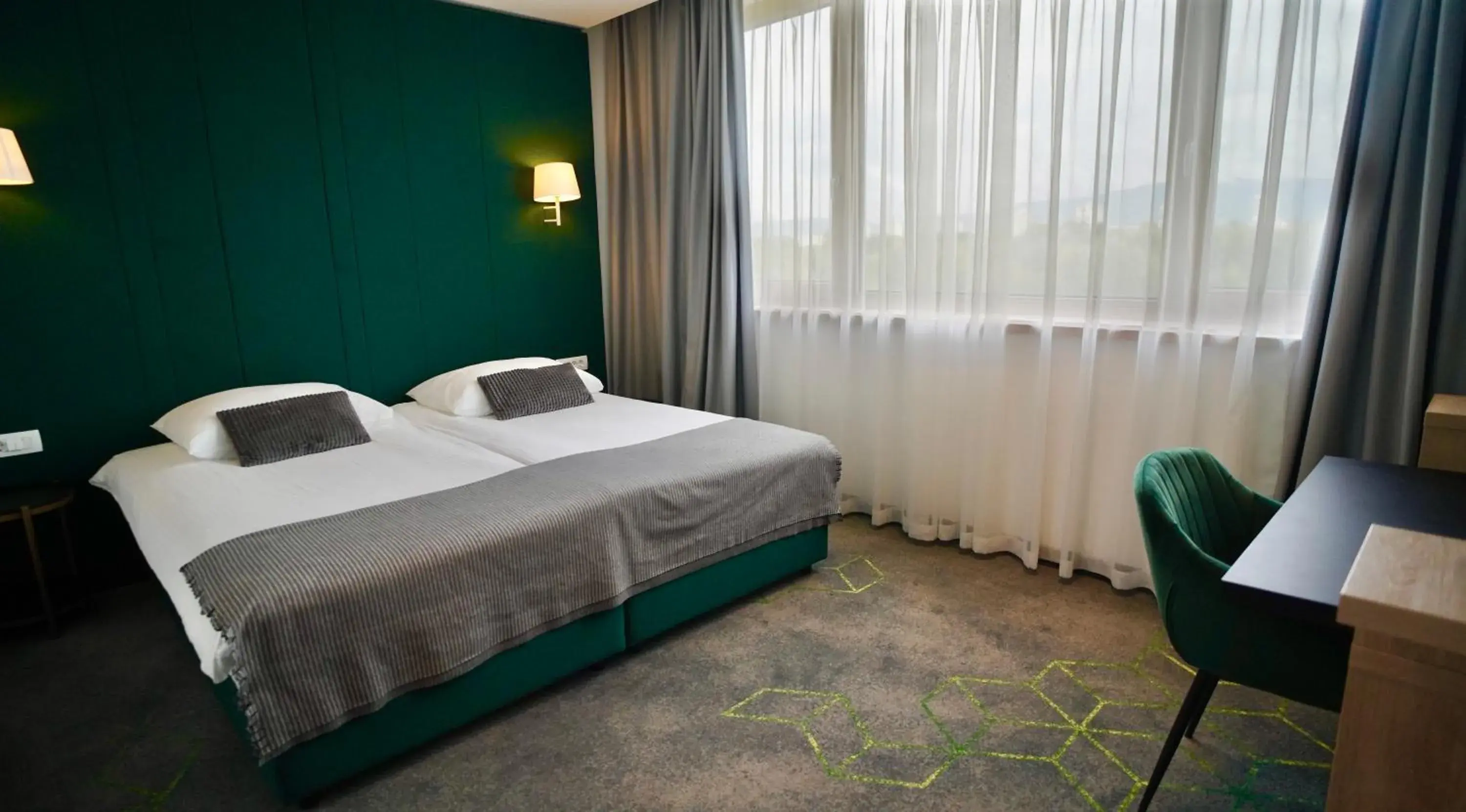 Deluxe Twin Room in Hotel Diplomat Deluxe Twin Room in Hotel Diplomat