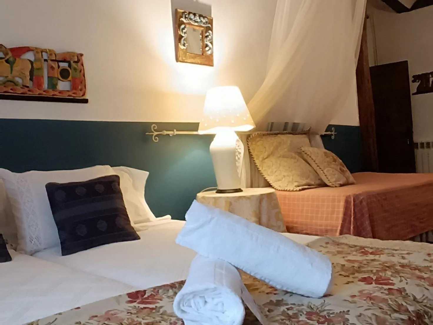 Bedroom, Bed in Peregrinando, pensión con encanto