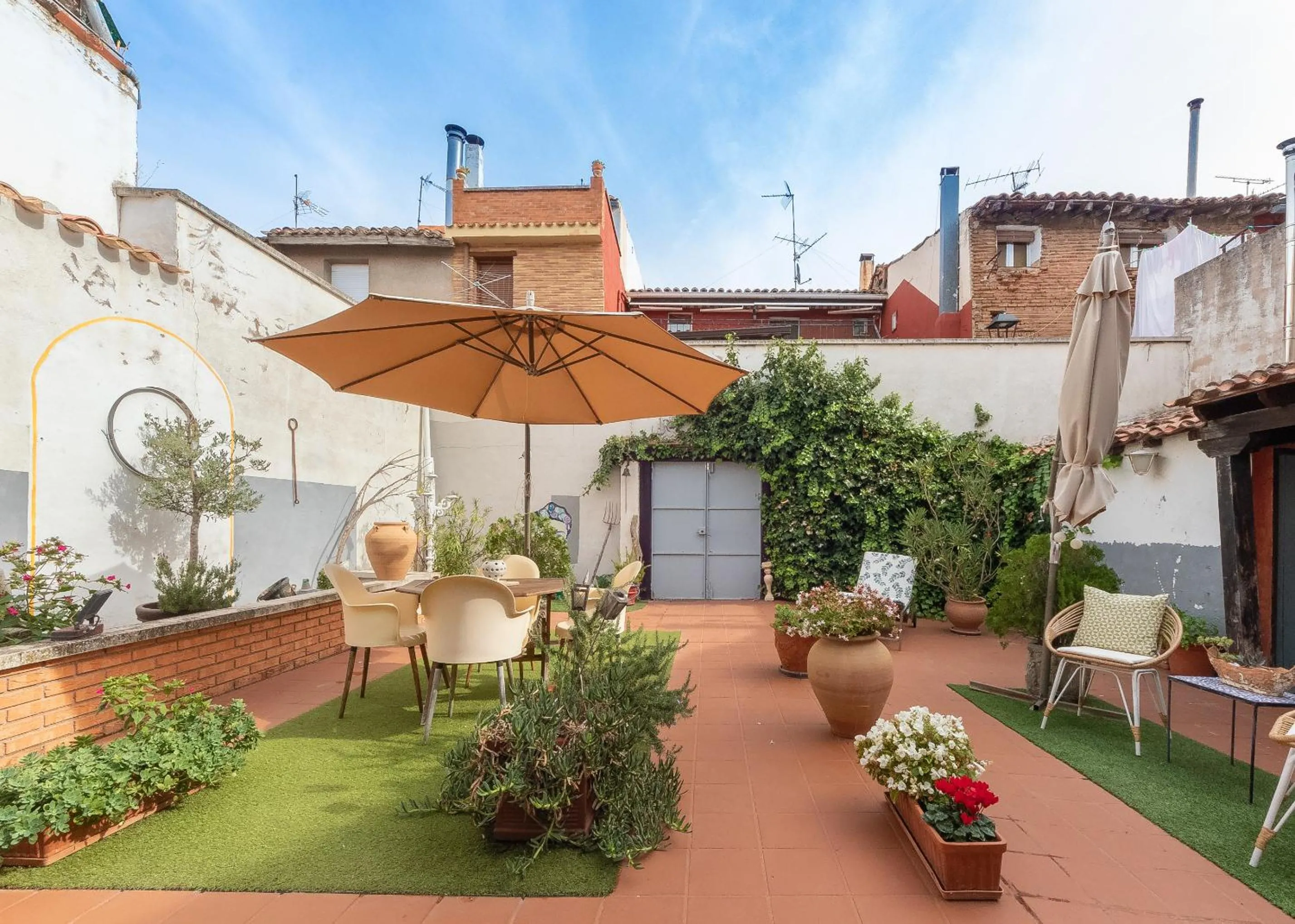 Patio in Peregrinando, pensión con encanto