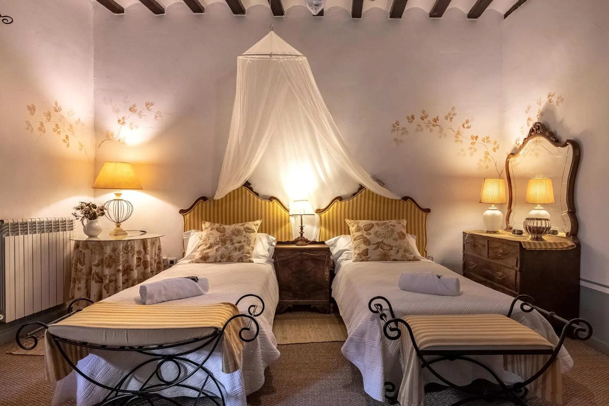 Bedroom, Bed in Peregrinando, pensión con encanto