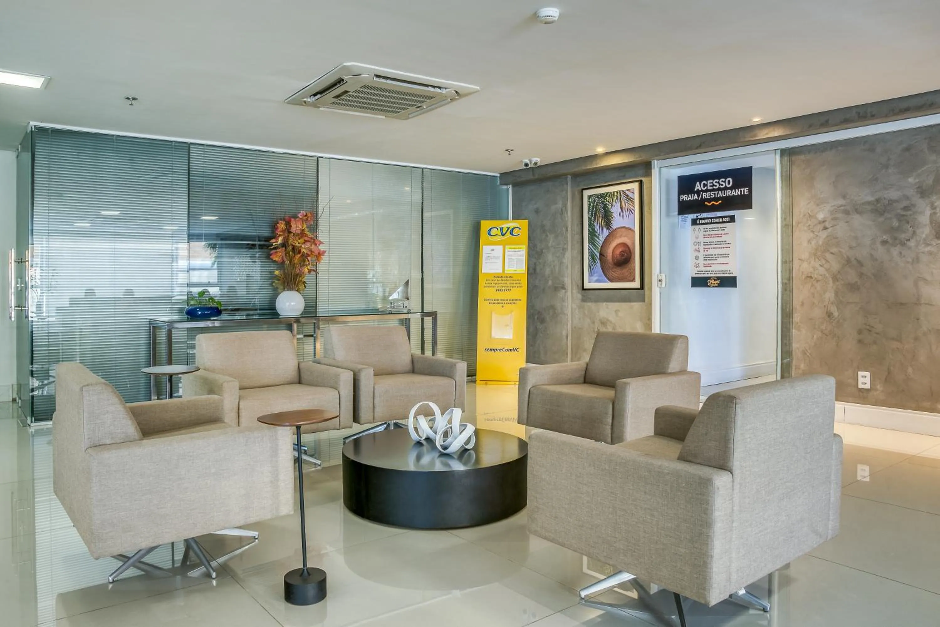 Lobby or reception in Hotel Brisa Suítes Pajuçara