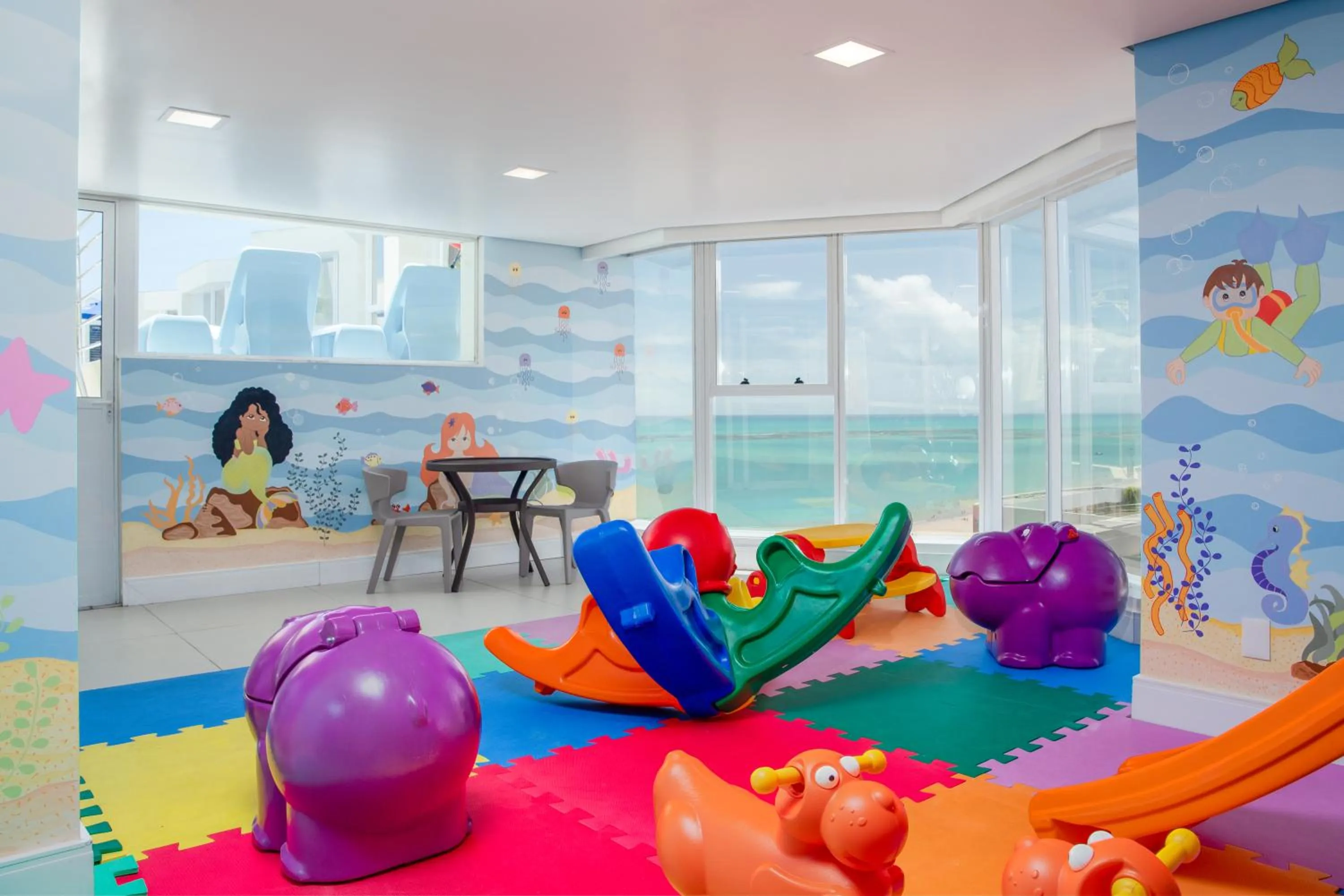 Children play ground in Hotel Brisa Suítes Pajuçara