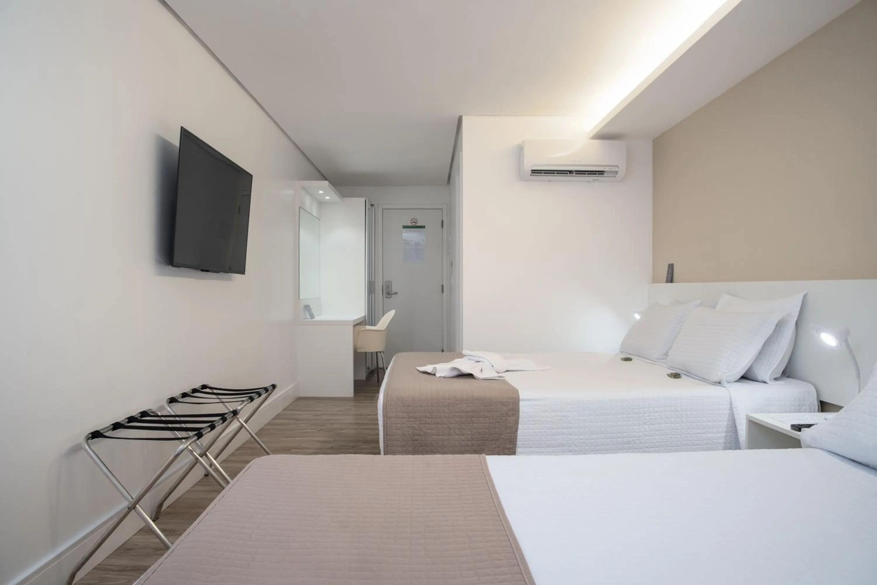 Photo of the whole room, Bed in Hotel Brisa Suítes Pajuçara