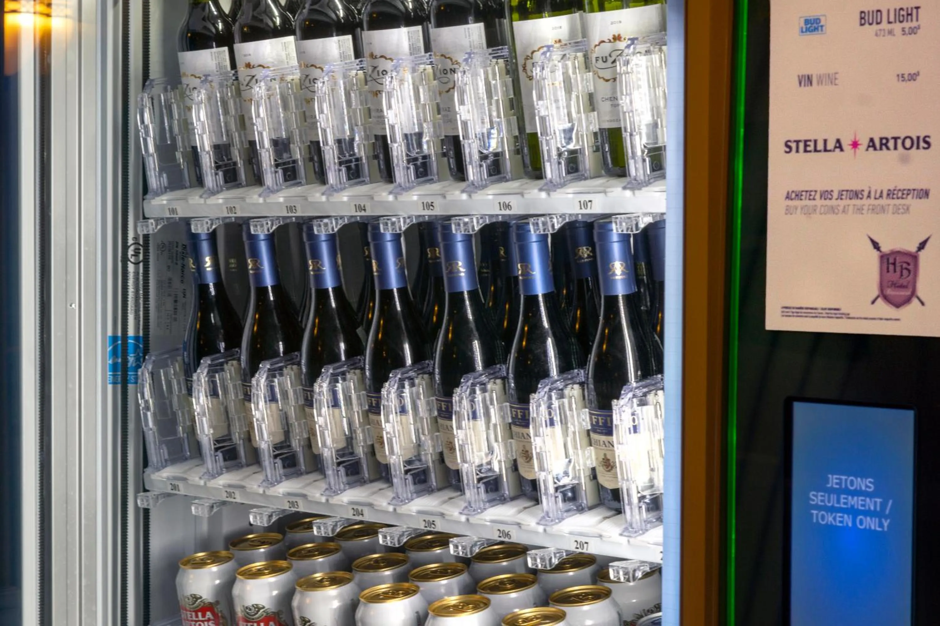 Alcoholic drinks in Hotel Brossard