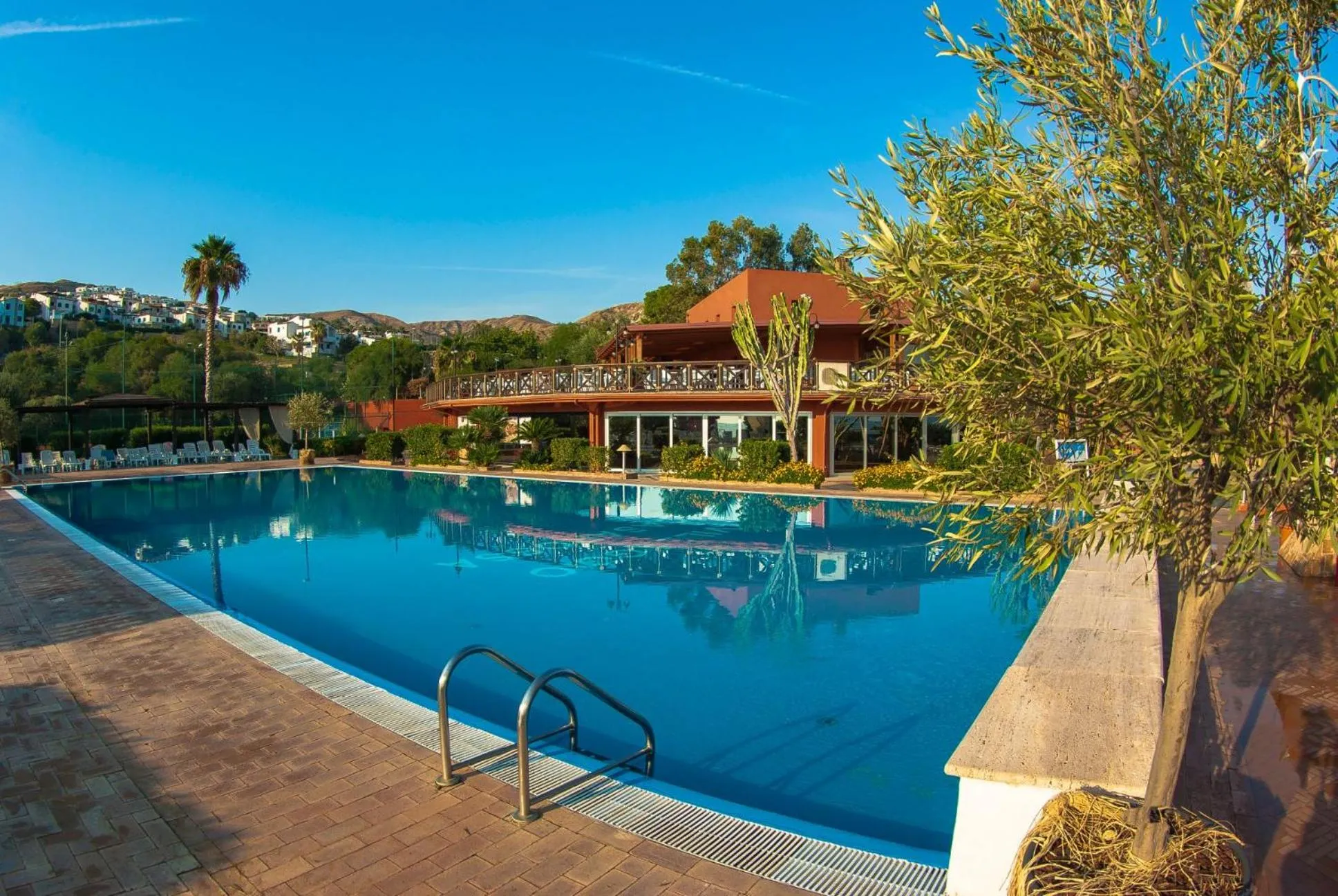Swimming pool in Amareclub Club Casarossa