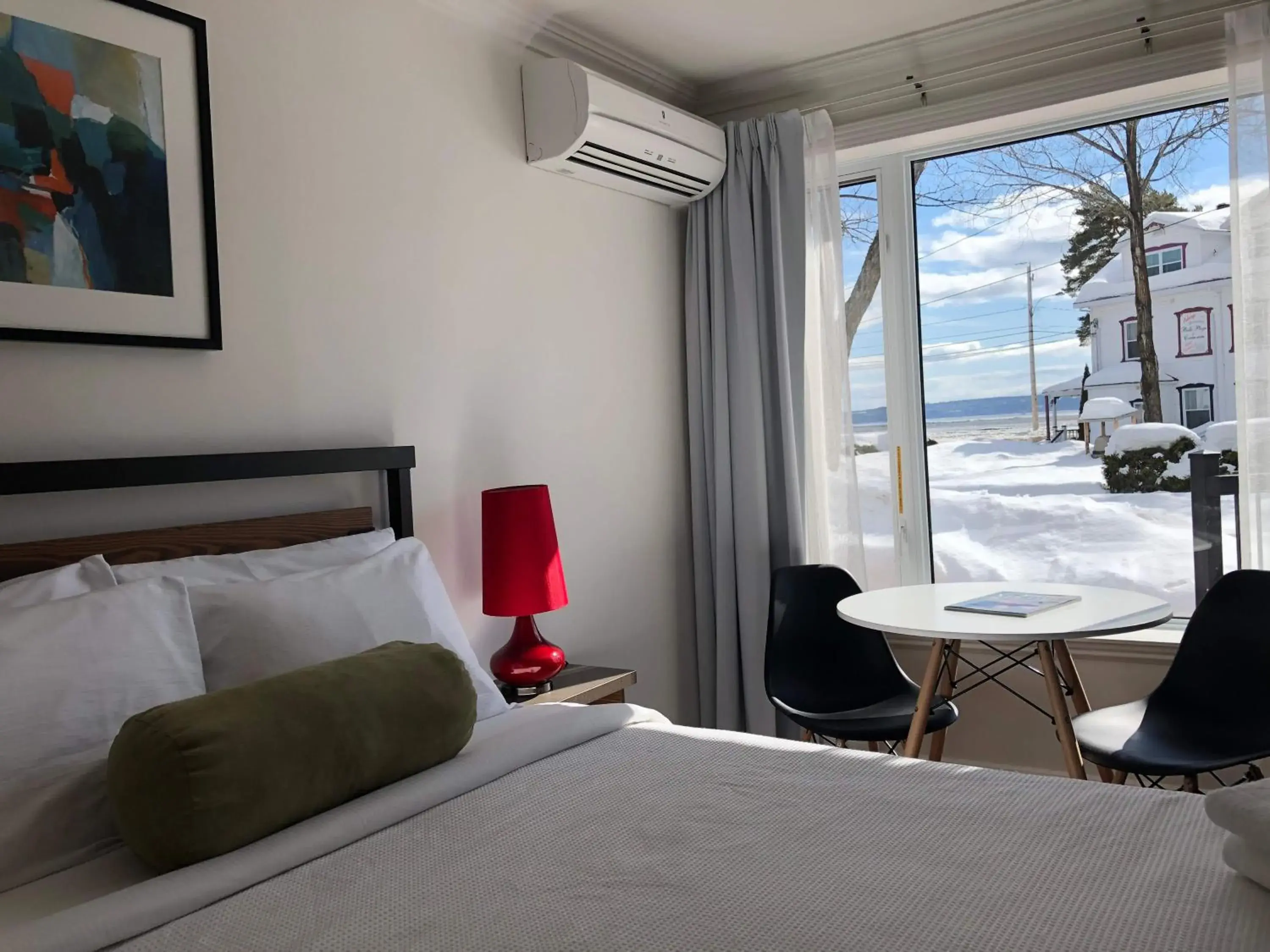 Queen Room with Balcony in Domaine Belle Plage Queen Room with Balcony in Domaine Belle Plage