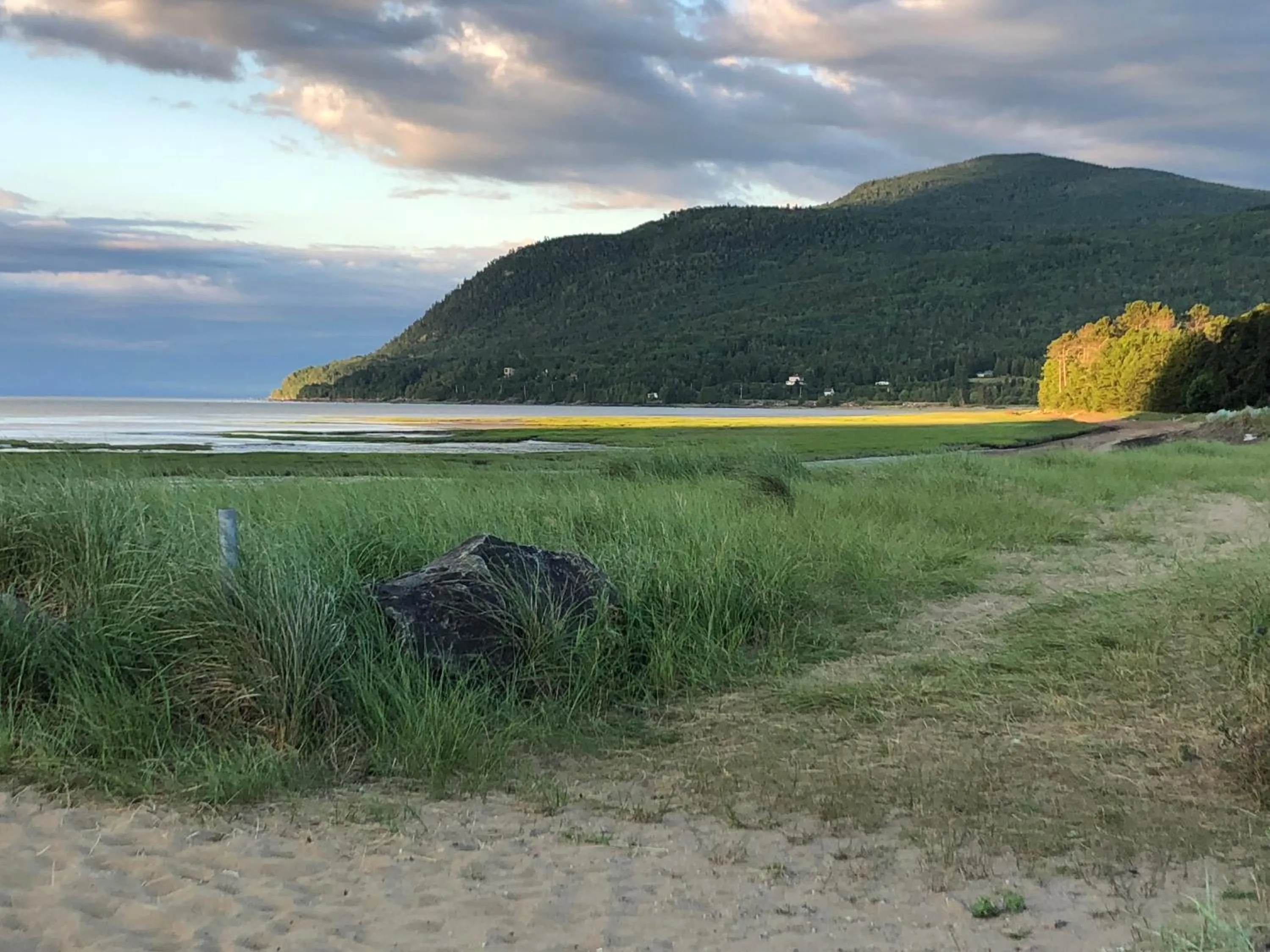 Hiking in Domaine Belle Plage