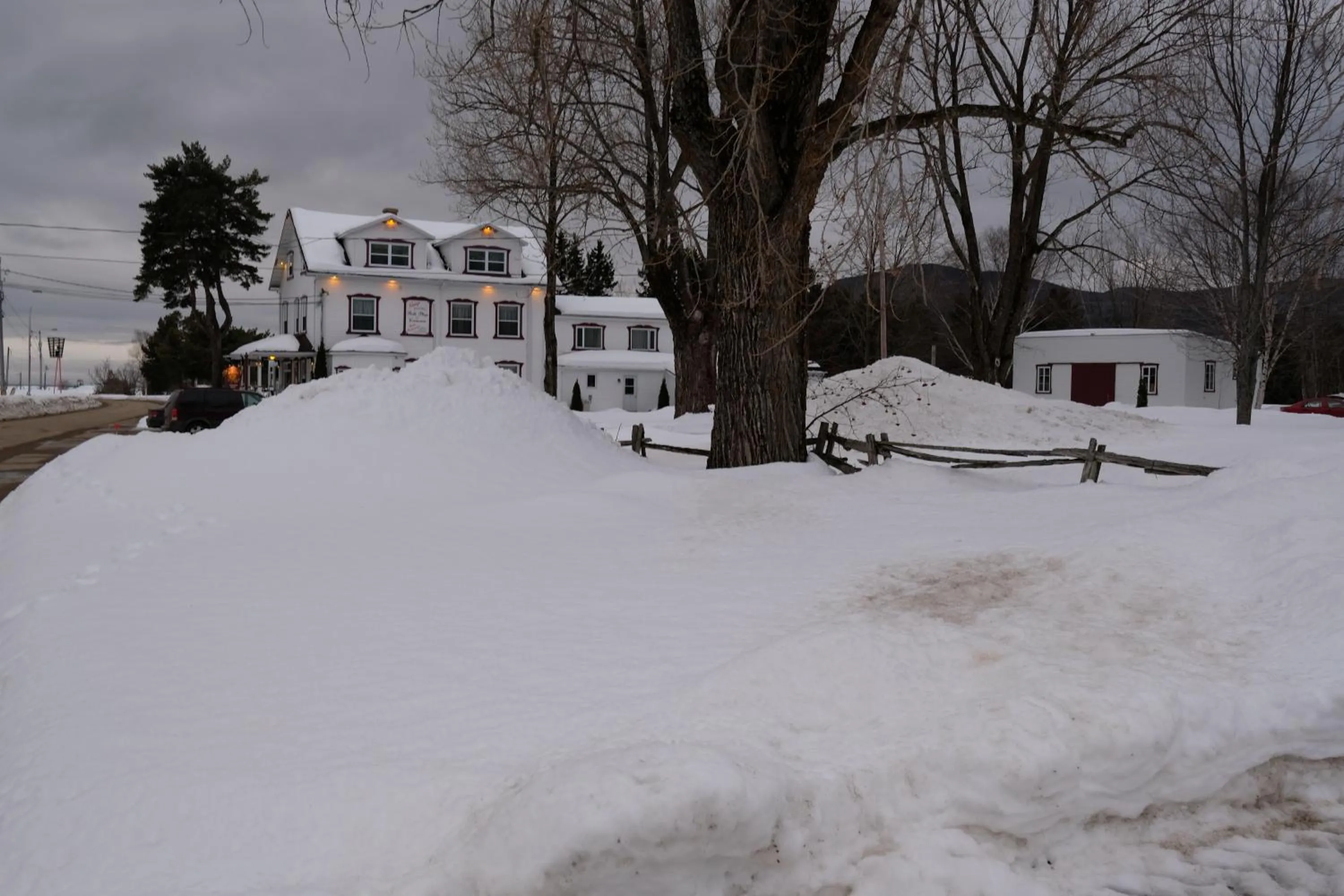 Property building in Domaine Belle Plage