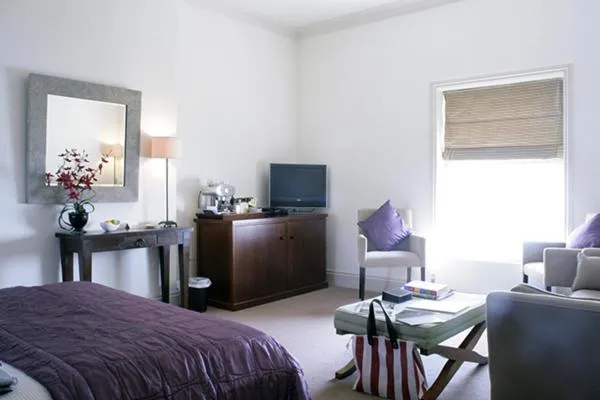 Bedroom, Bed in The Hambrough