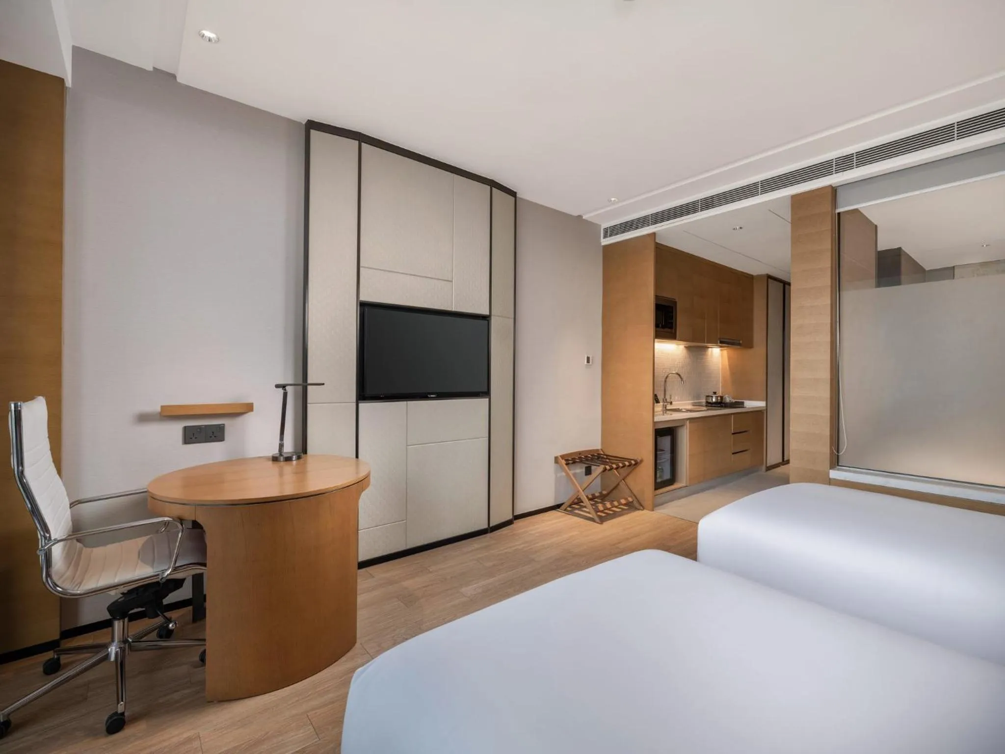 Photo of the whole room, Bed in Holiday Inn Nanjing Harbour by IHG