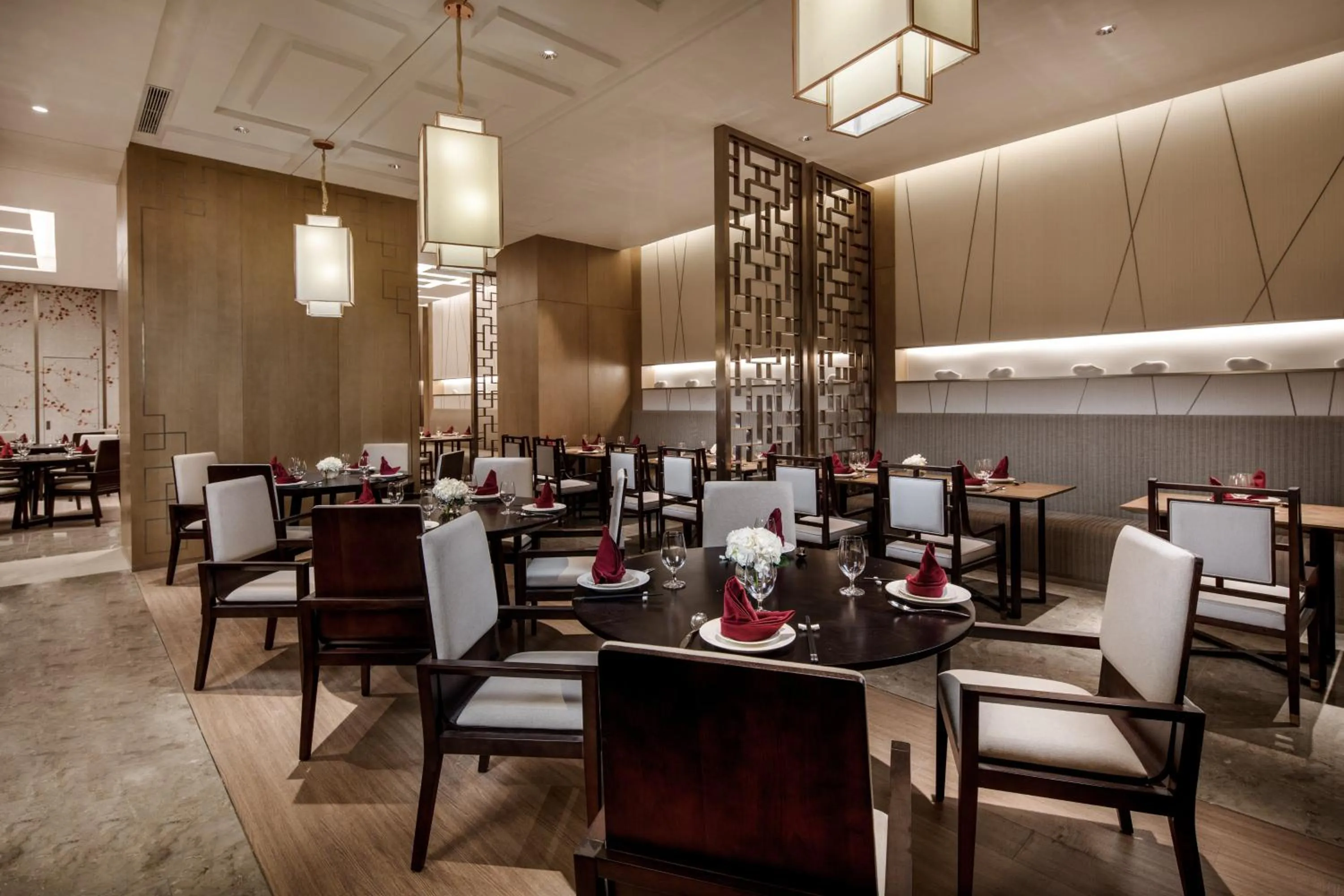 Restaurant/places to eat in Holiday Inn Nanjing Harbour by IHG