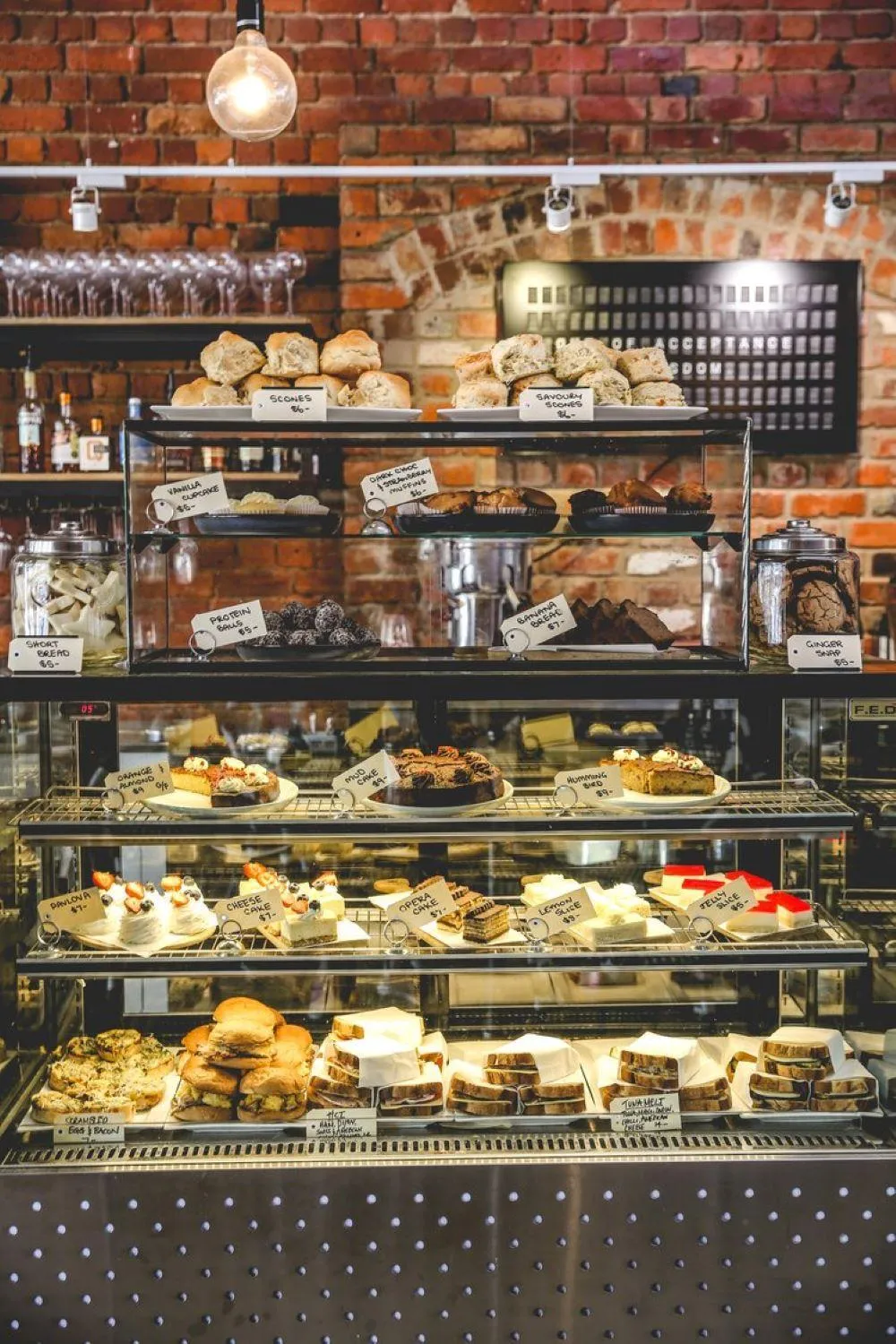 Restaurant/places to eat in Echuca Nirebo Motel