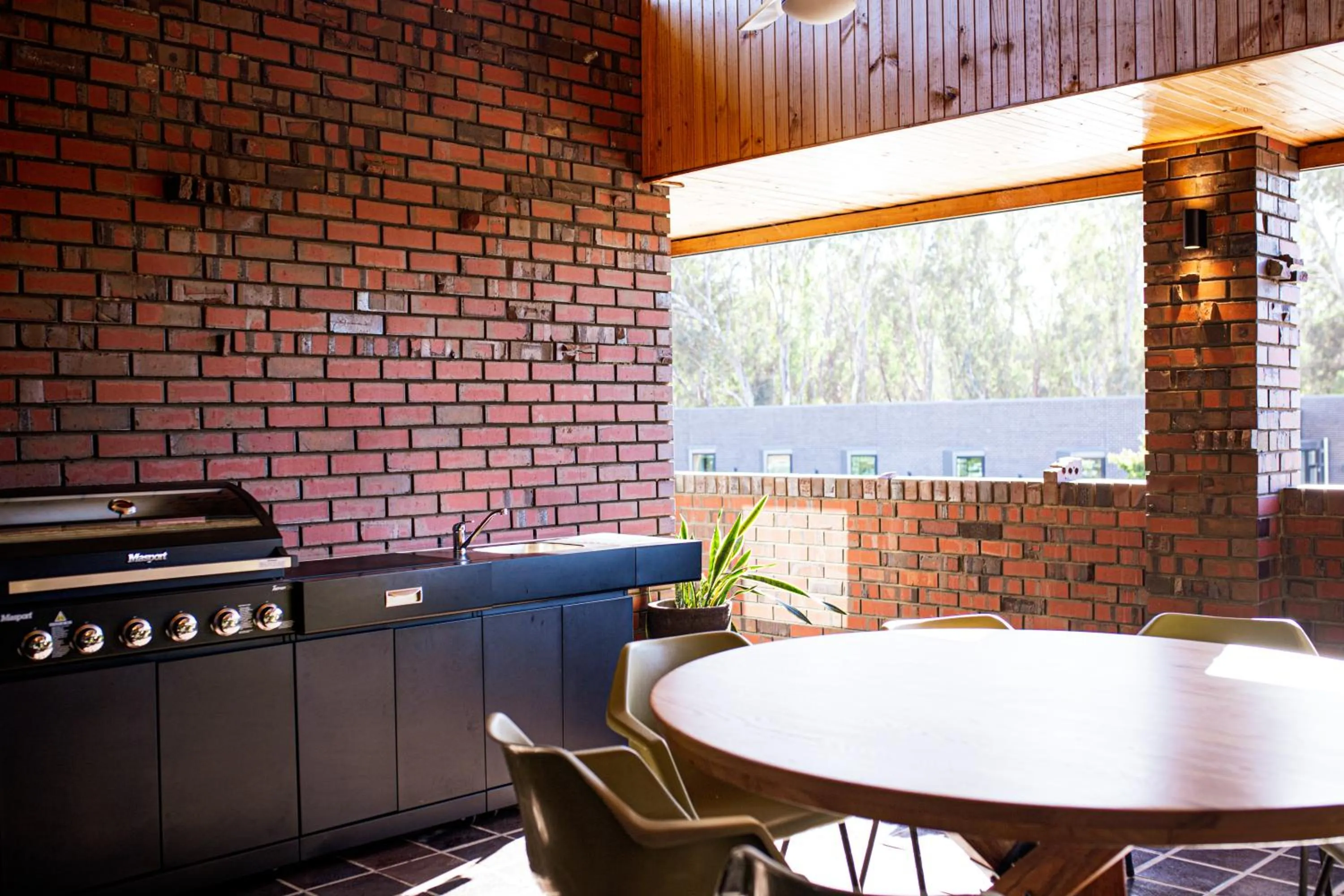 Seating area in Echuca Nirebo Motel