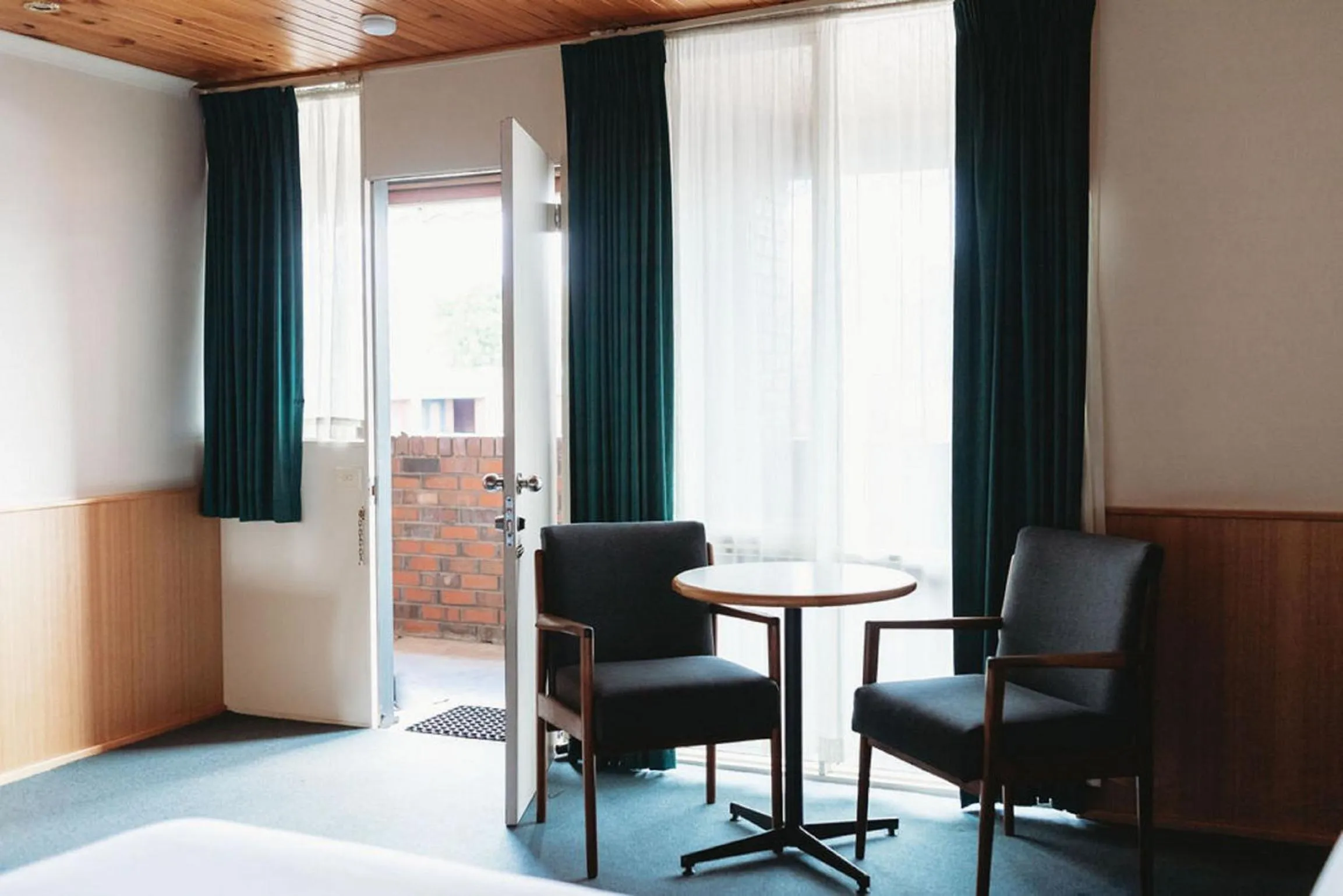 Living room in Echuca Nirebo Motel