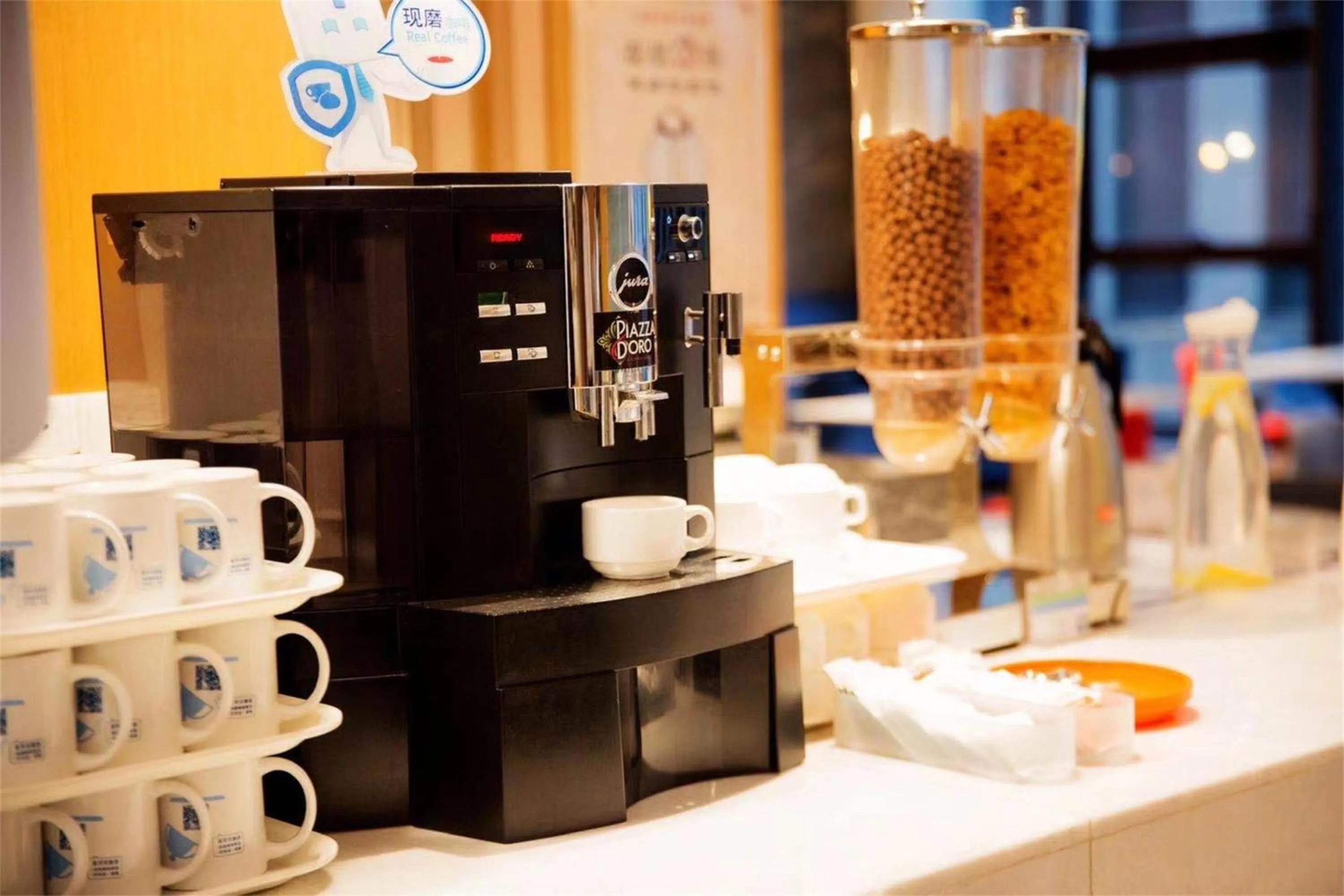 Restaurant/places to eat in Holiday Inn Express Xi'an Qujiang South by IHG