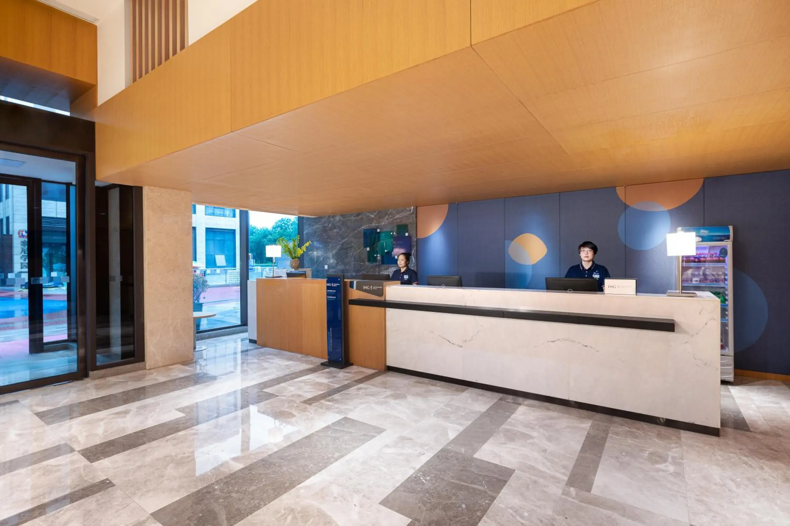 Lobby or reception in Holiday Inn Express Xi'an Qujiang South by IHG Lobby or reception in Holiday Inn Express Xi'an Qujiang South by IHG