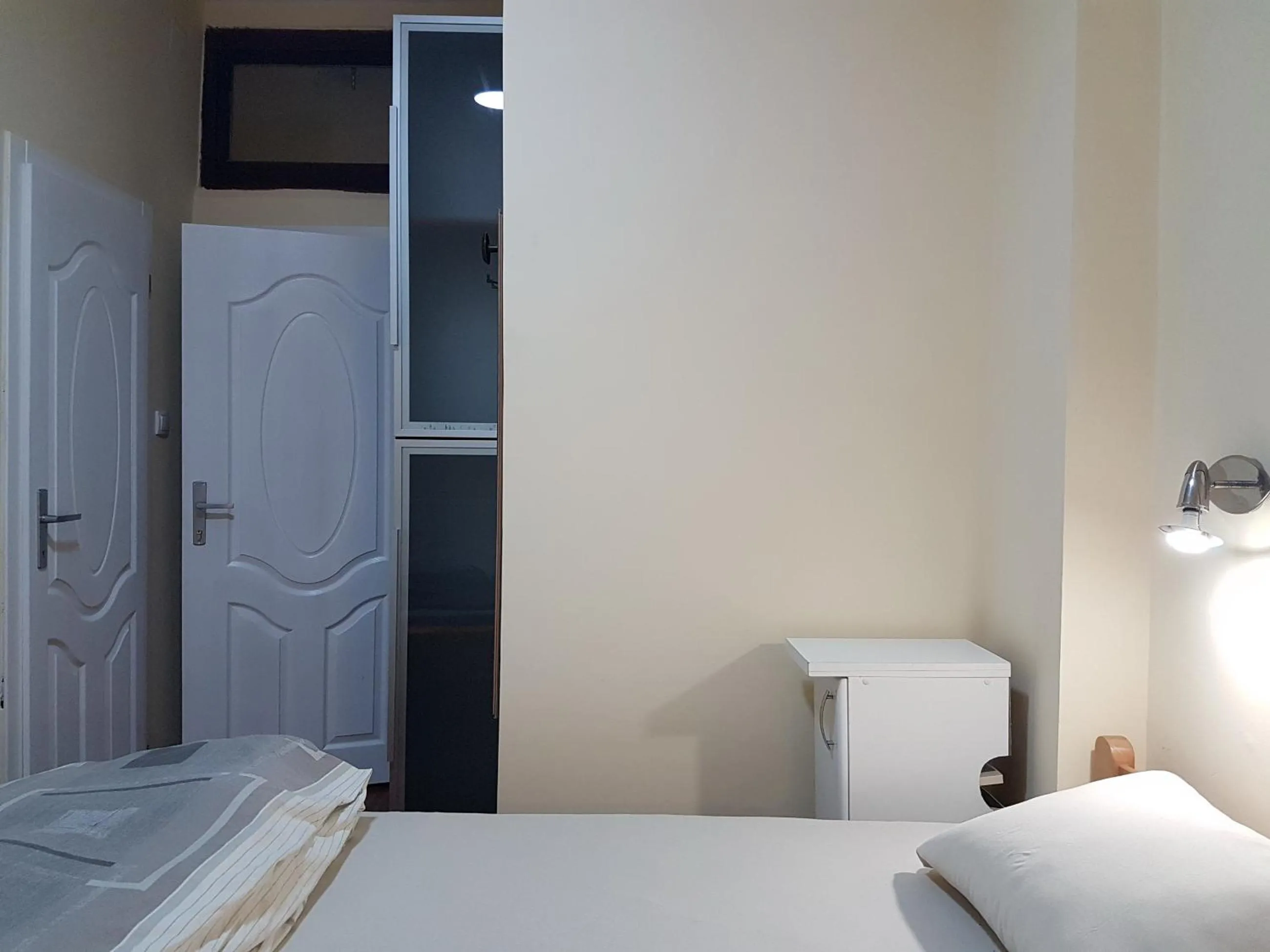 Bed in Hostel Beko
