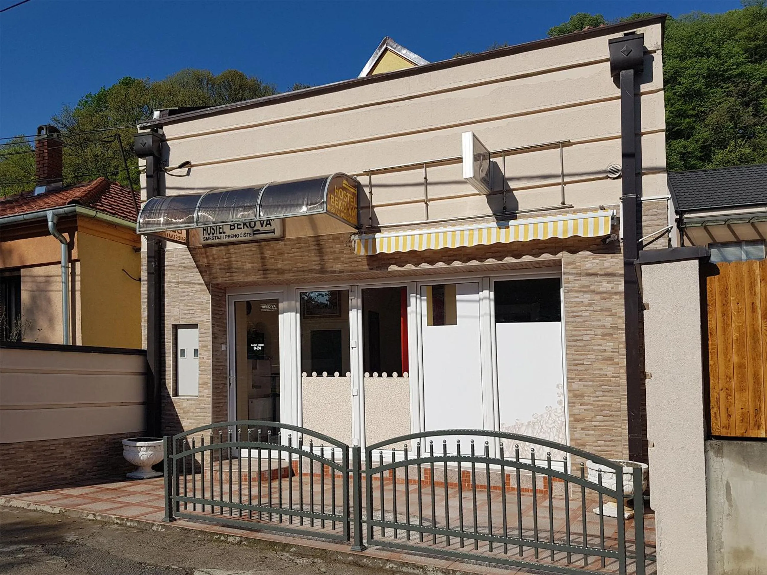 Property building in Hostel Beko