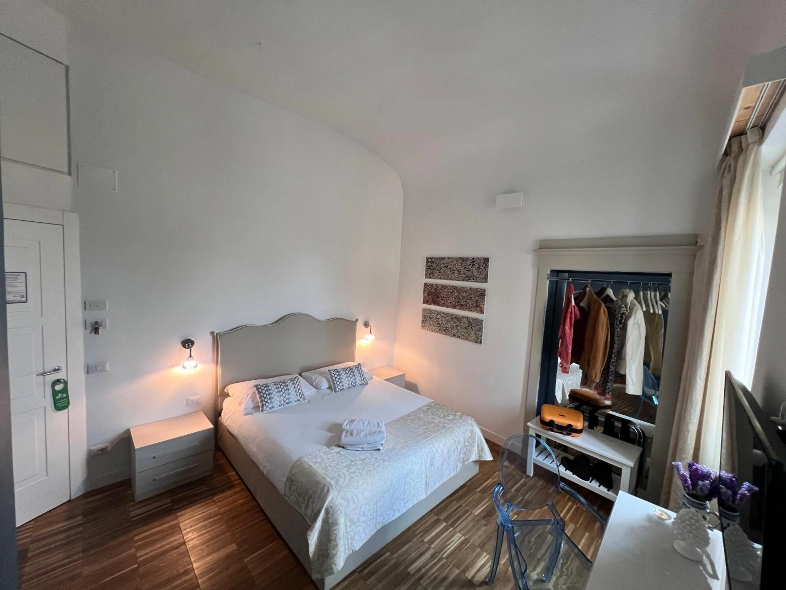 Photo of the whole room, Bed in B&B Dimor'à