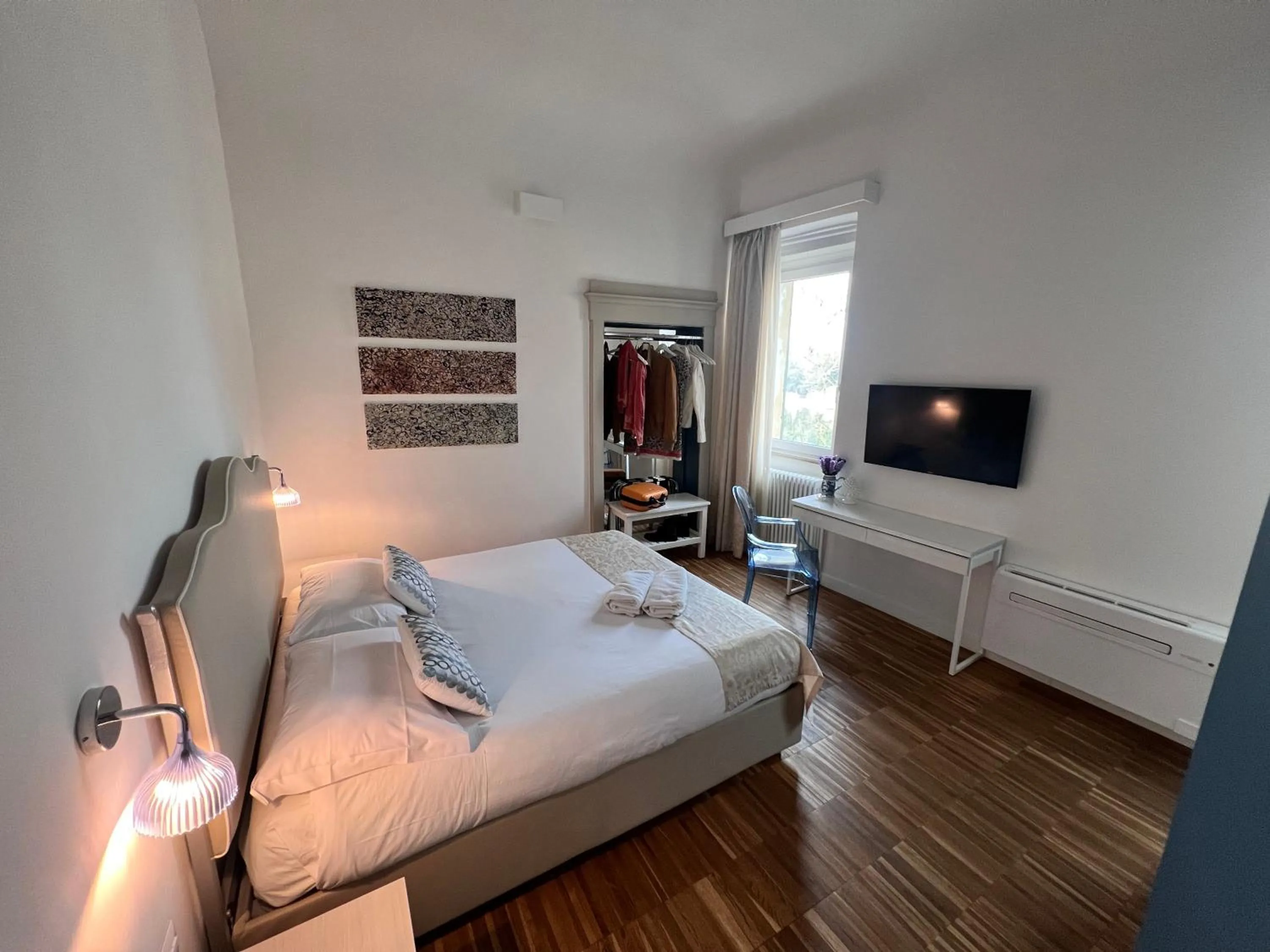 Photo of the whole room, Bed in B&B Dimor'à