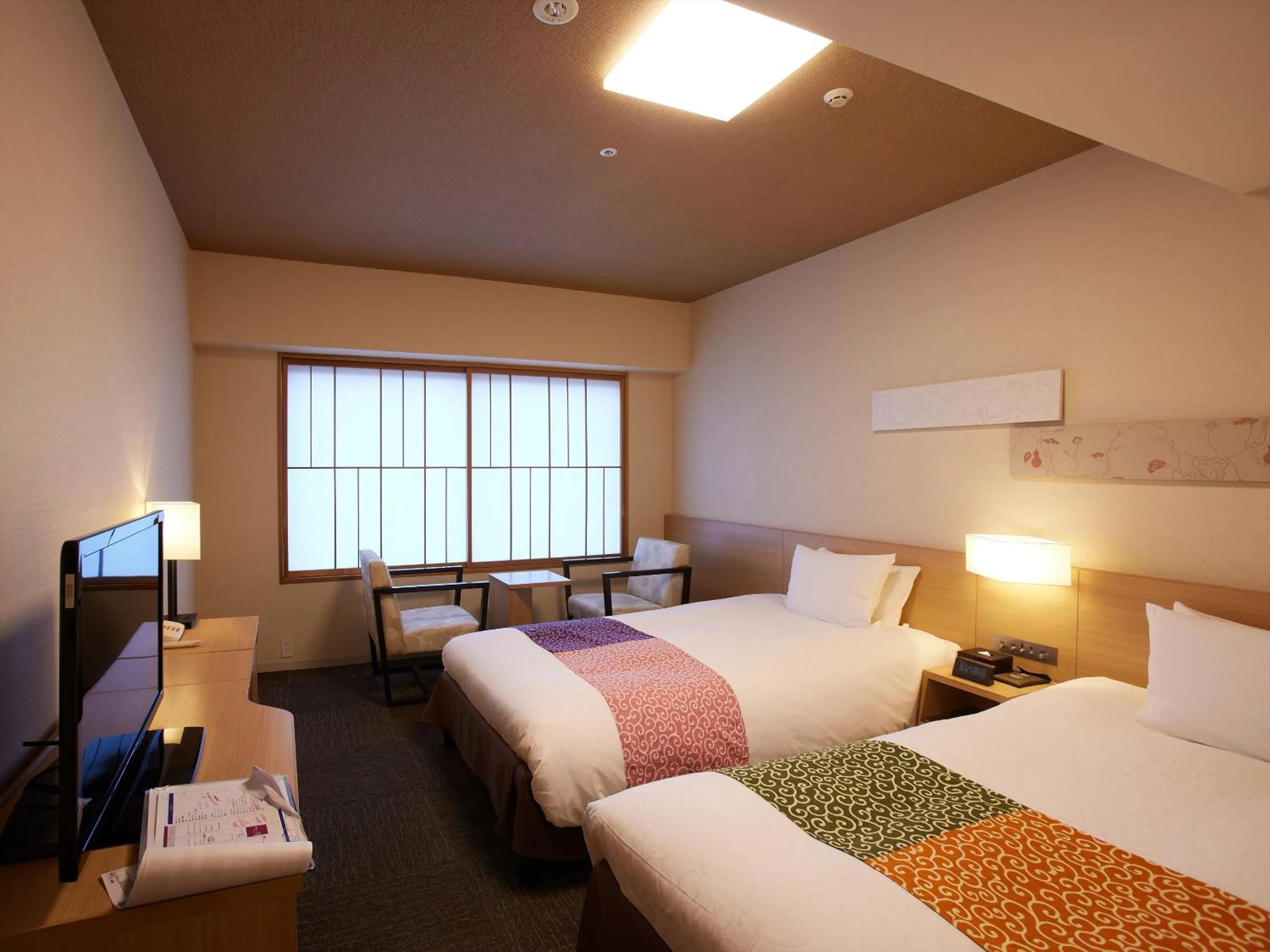 Photo of the whole room, Bed in Kyoto Hot Spring Hatoya Zuihokaku Hotel