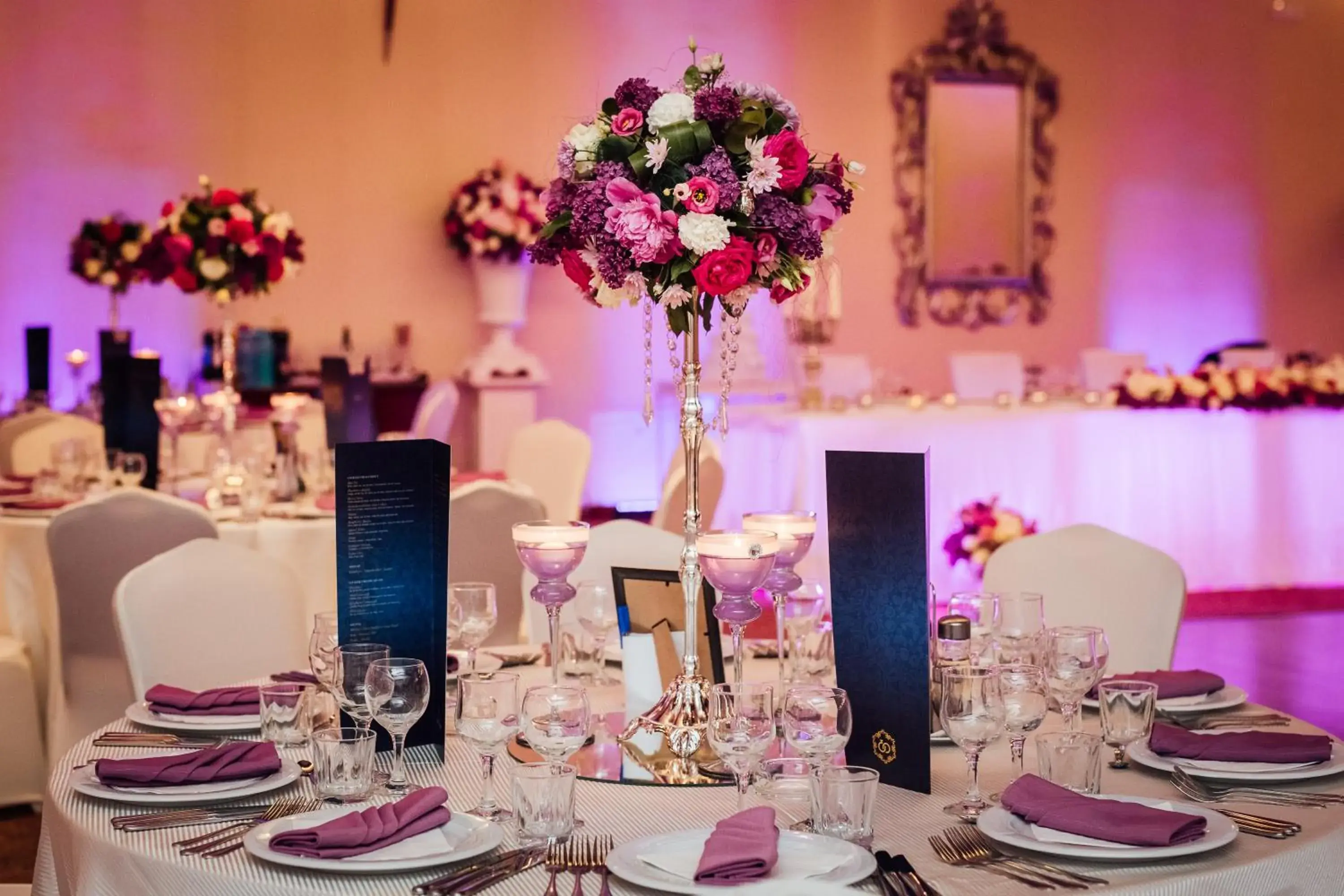 Restaurant/places to eat in Grand Hotel Napoca Restaurant/places to eat in Grand Hotel Napoca