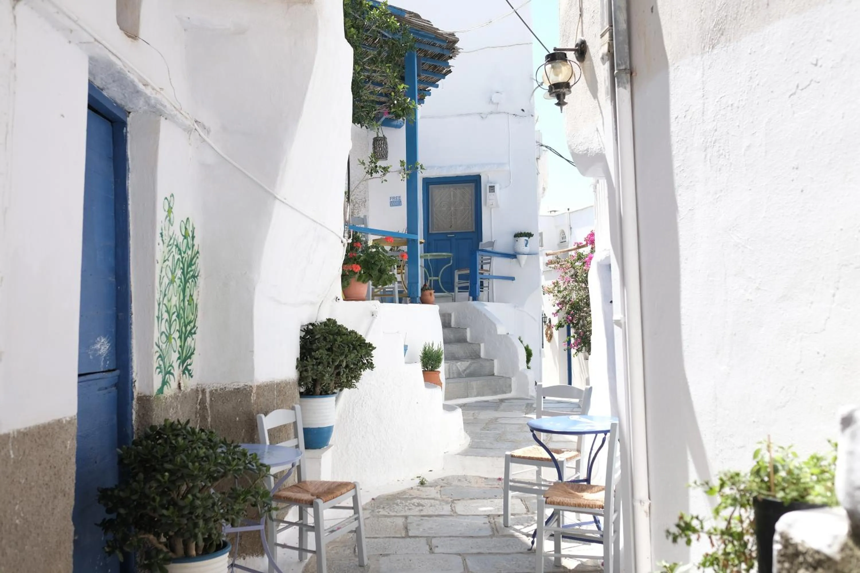 Neighbourhood in Living Theros Luxury Suites