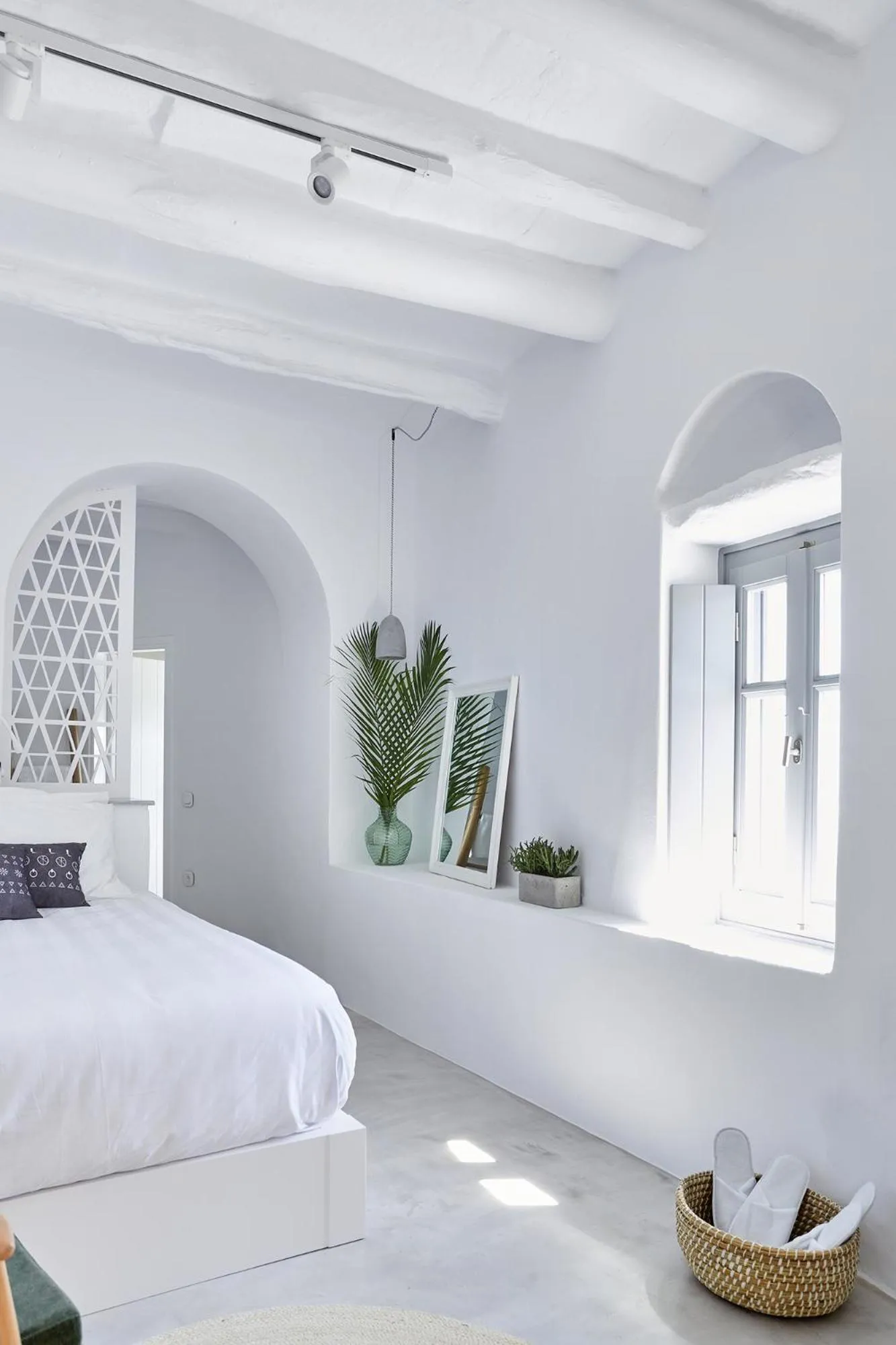 Bedroom, Bed in Living Theros Luxury Suites