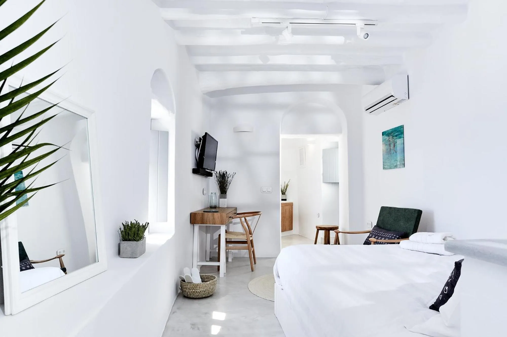 Bedroom, Bed in Living Theros Luxury Suites