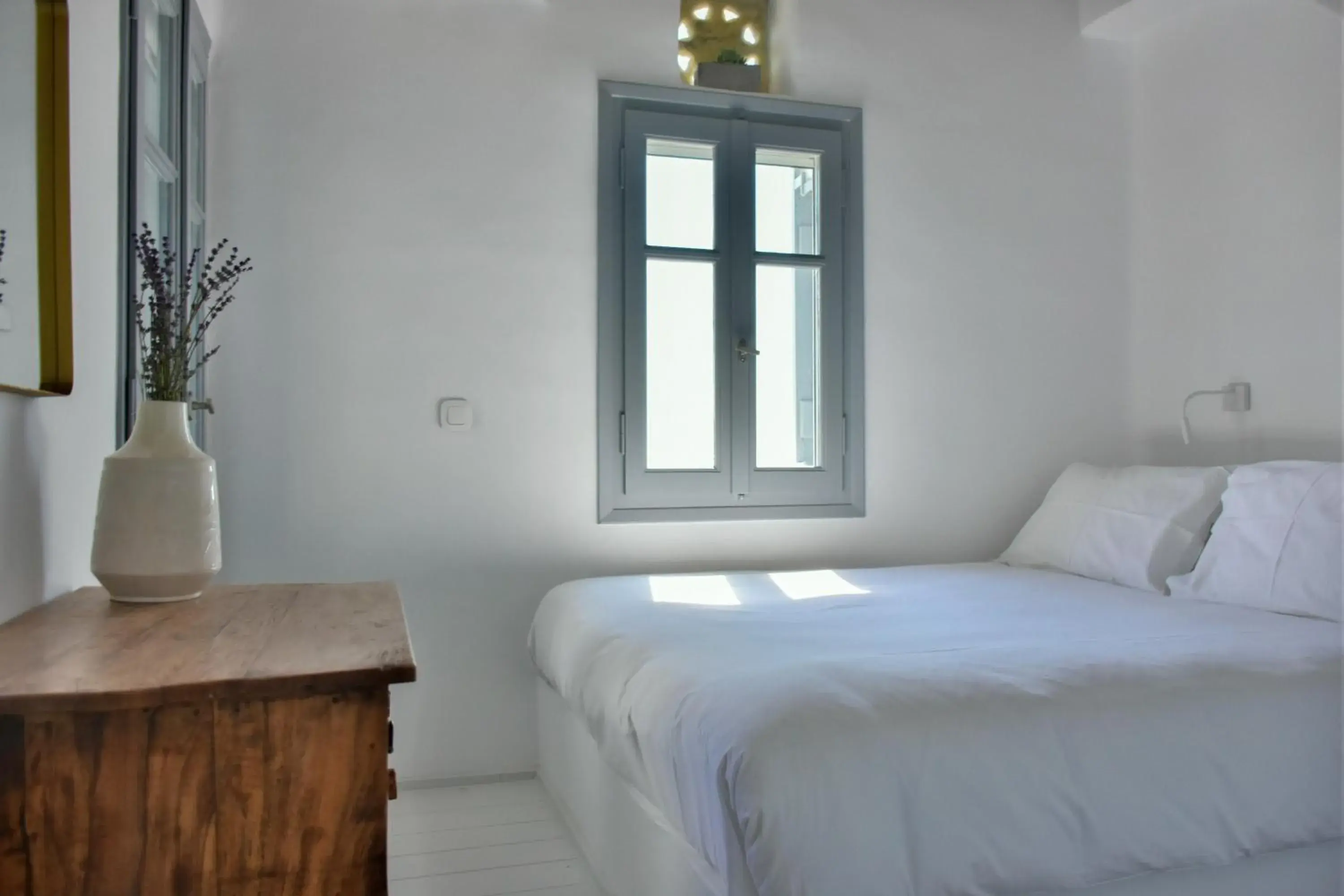 Bedroom, Bed in Living Theros Luxury Suites Bedroom, Bed in Living Theros Luxury Suites