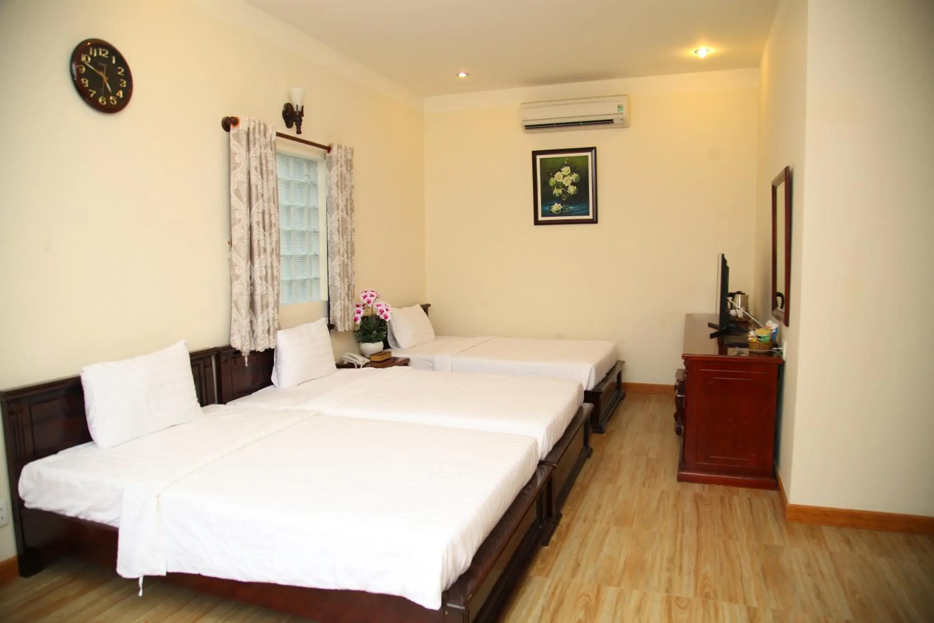 Bed in Minh Tam Hotel and Spa Bed in Minh Tam Hotel and Spa