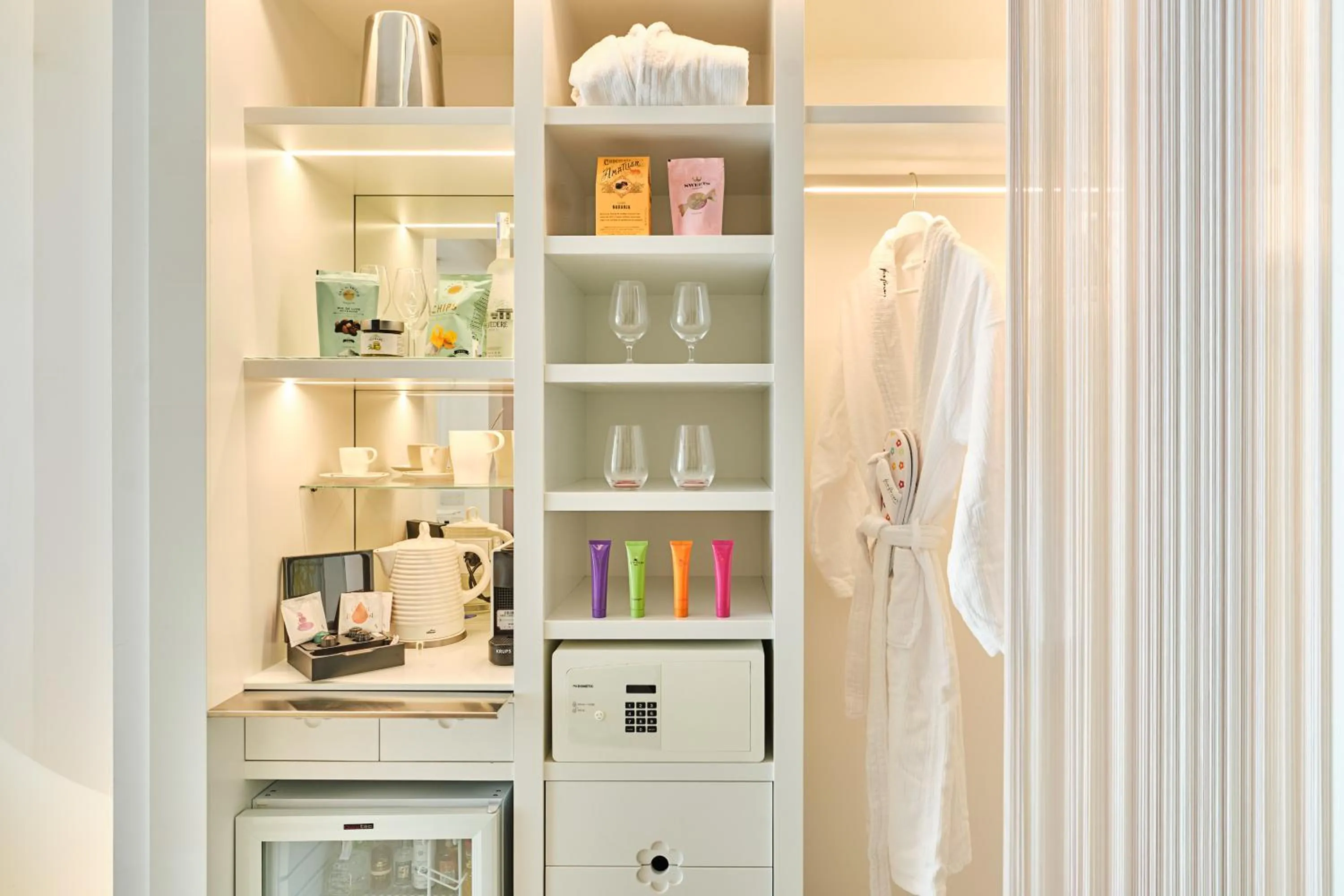 Coffee/tea facilities in Five Flowers Hotel Formentera, member of Melia Collection