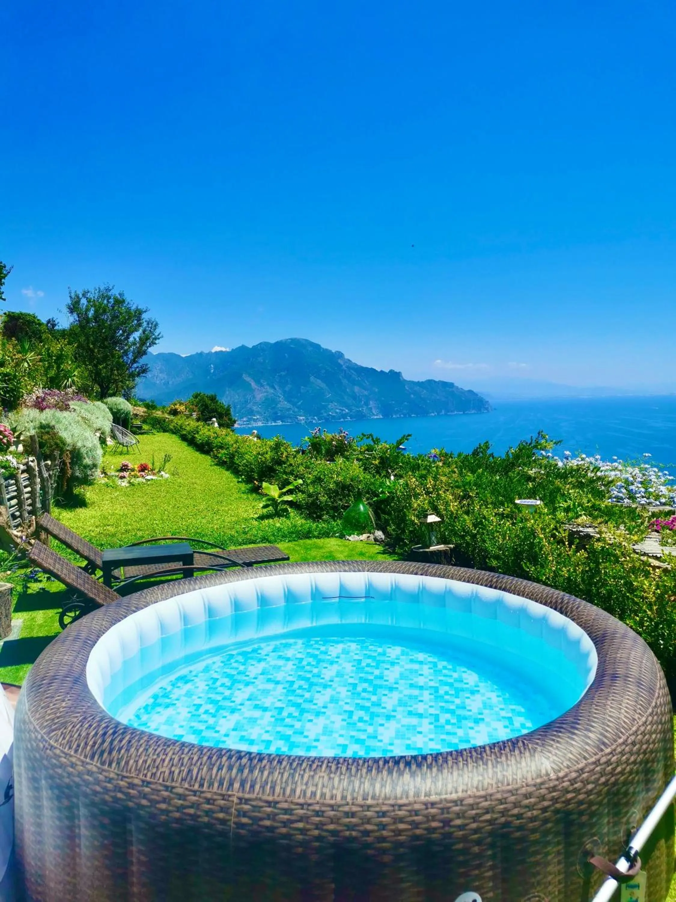 Spring in B&B Il Pavone