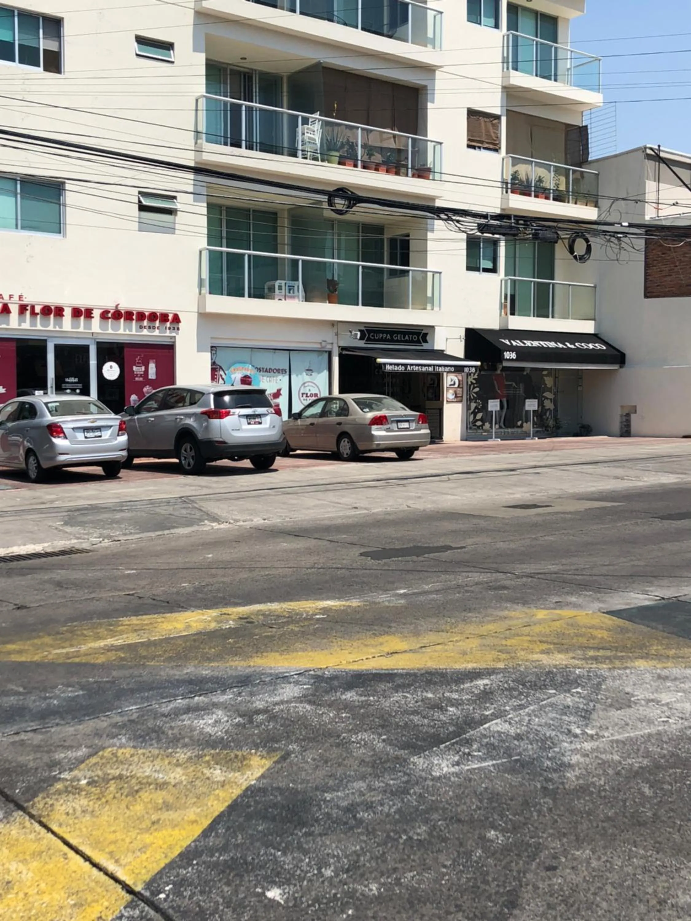 Property building in Hostal Guadalajara Cosmopolitan Providencia