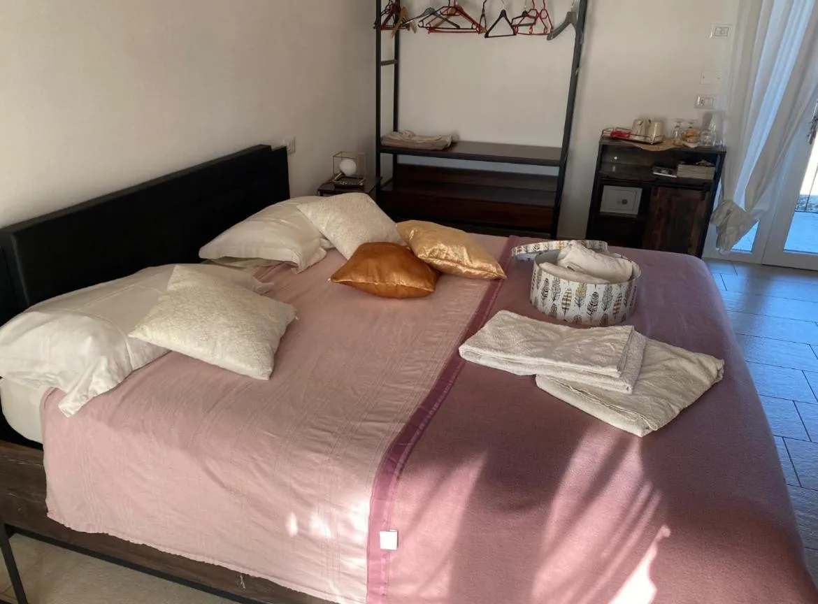 Bed in Orchidea Del Garda