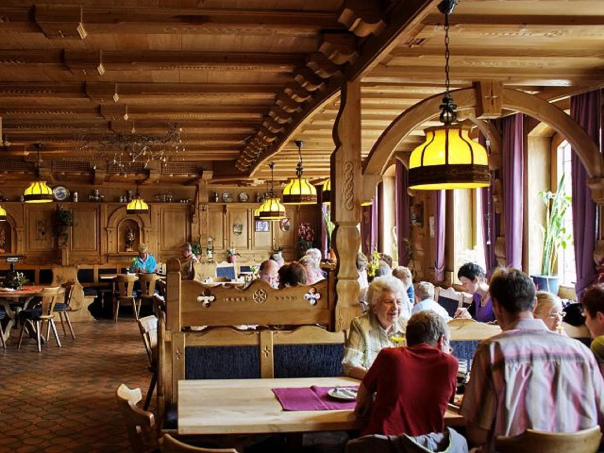 Restaurant/places to eat in Weinhotel Goger