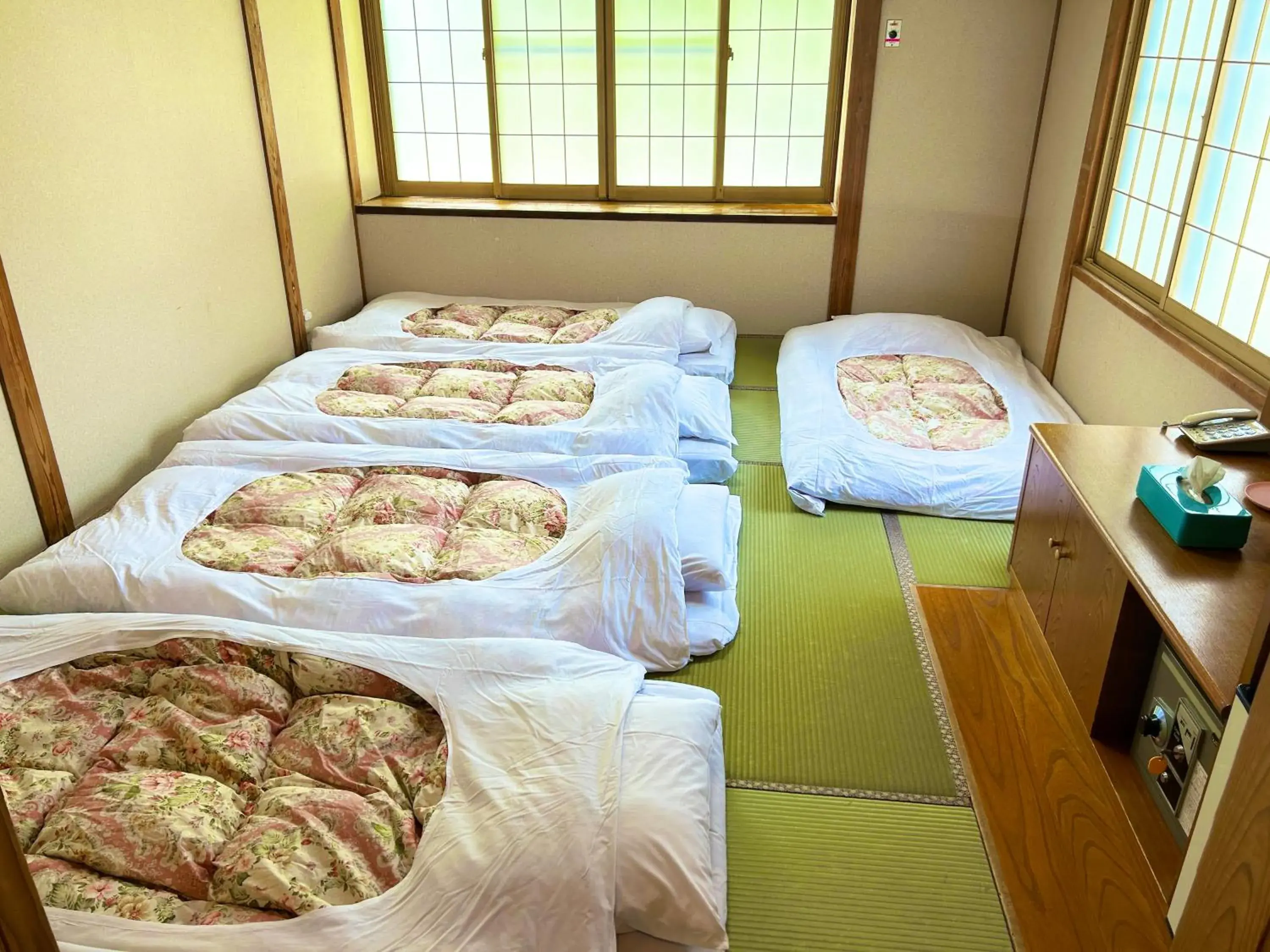 Bed in Hotel Mont Blanc Hakuba