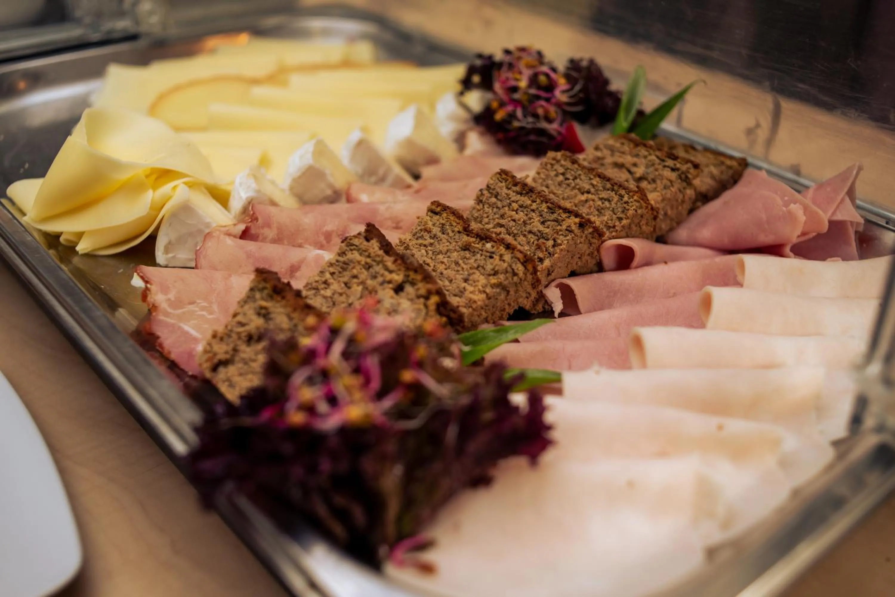 Food and drinks in Hotel Logos