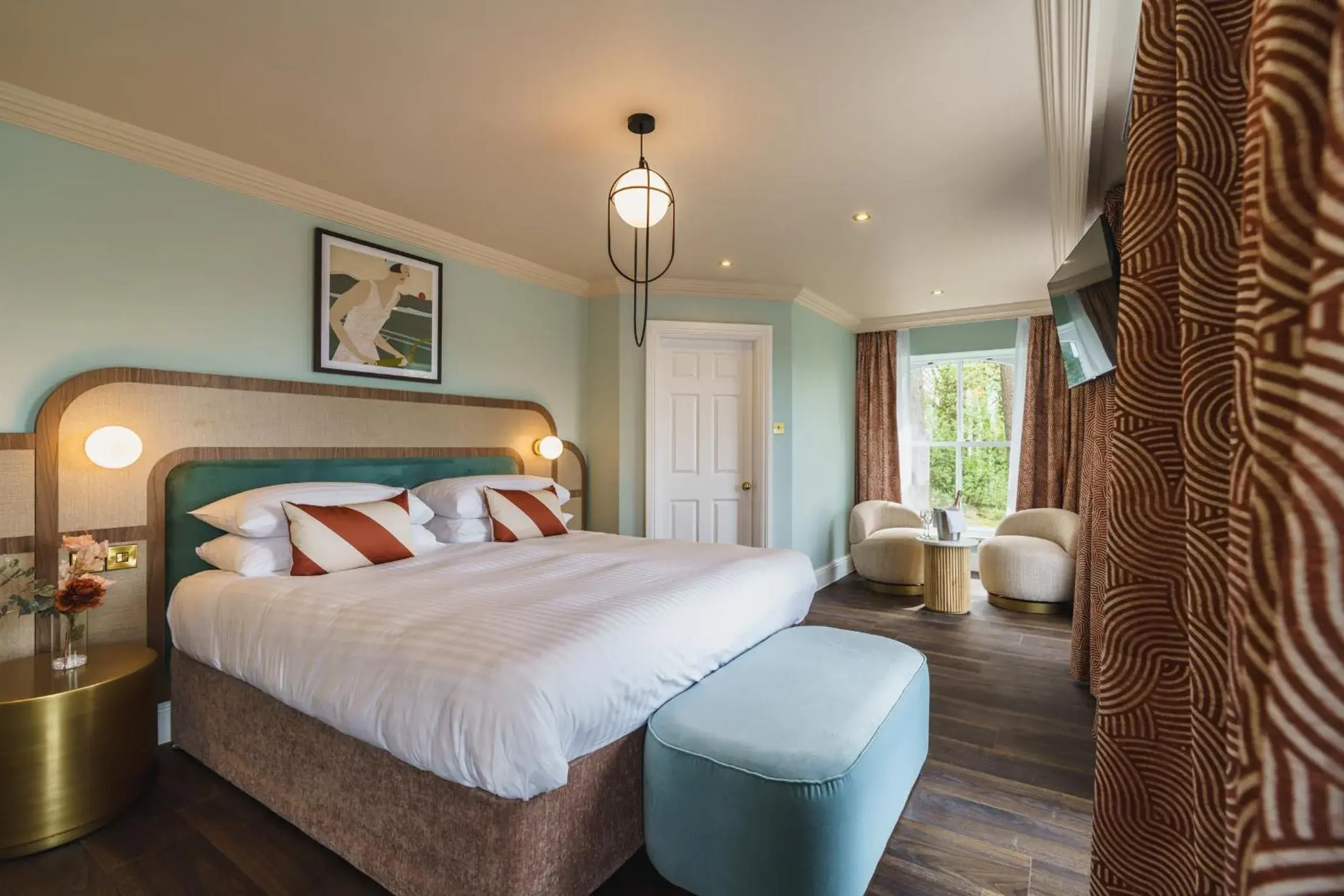 Bed in Grange Hotel Bed in Grange Hotel