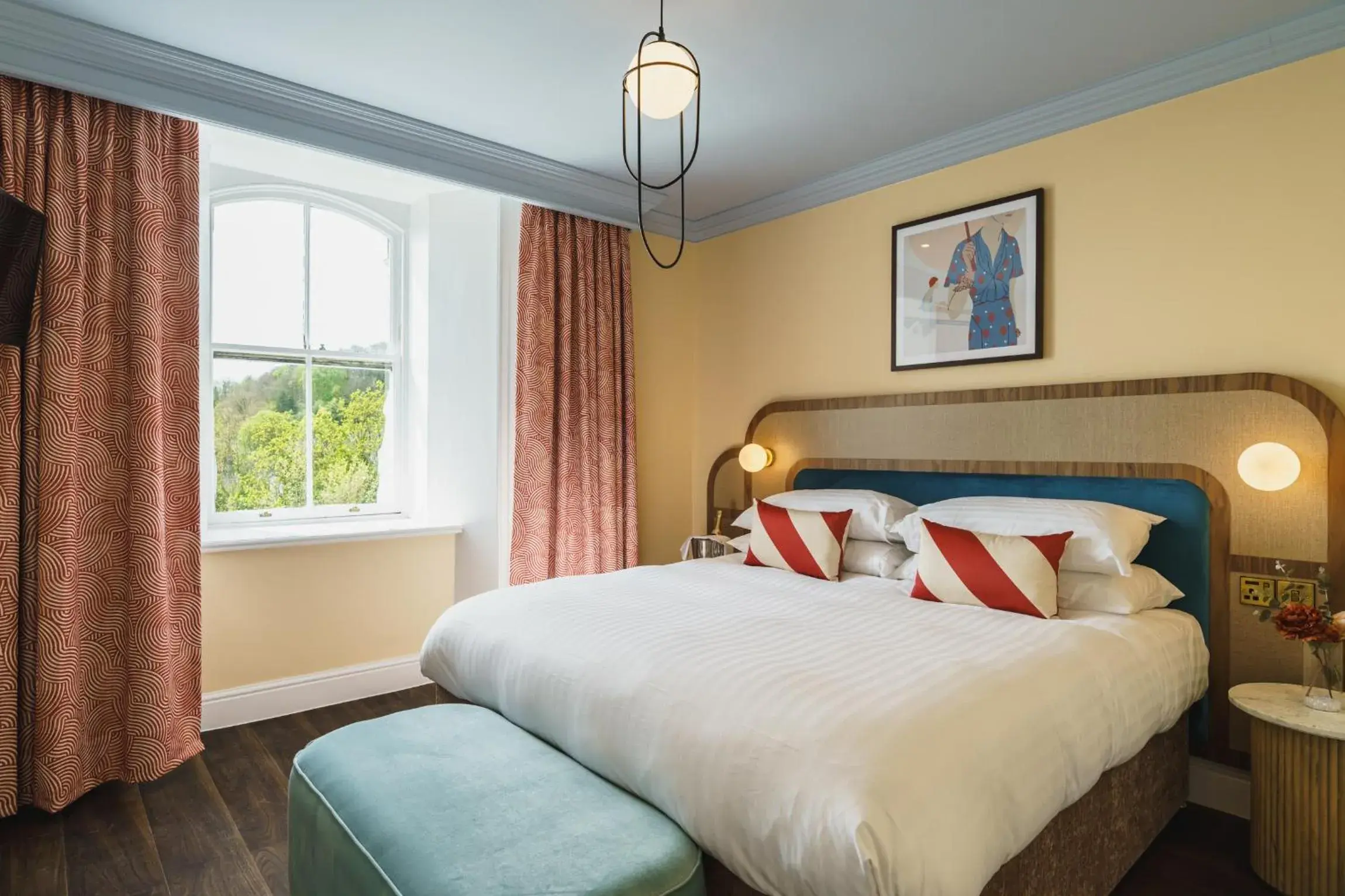 Bed in Grange Hotel Bed in Grange Hotel