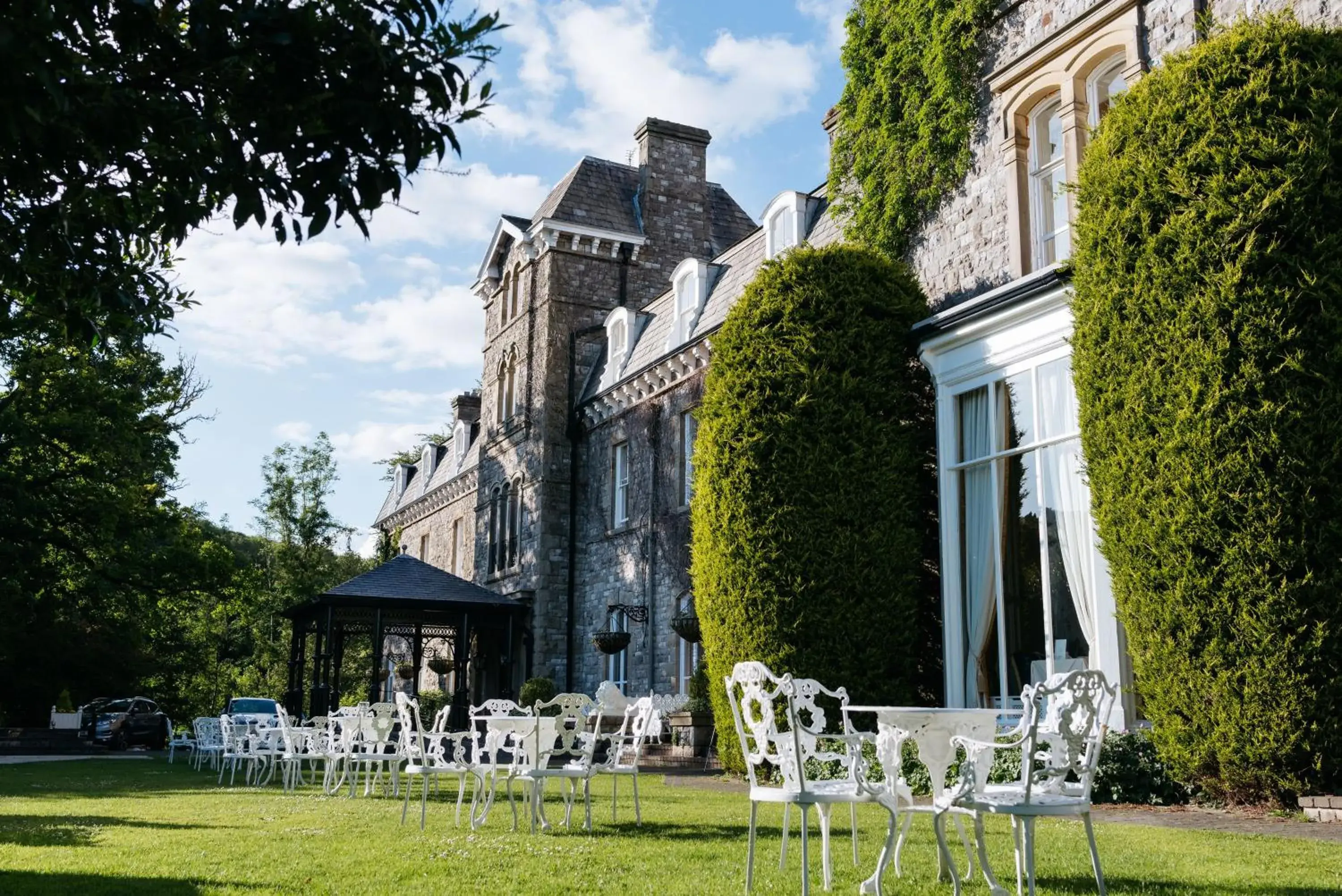 Property building in Grange Hotel Property building in Grange Hotel