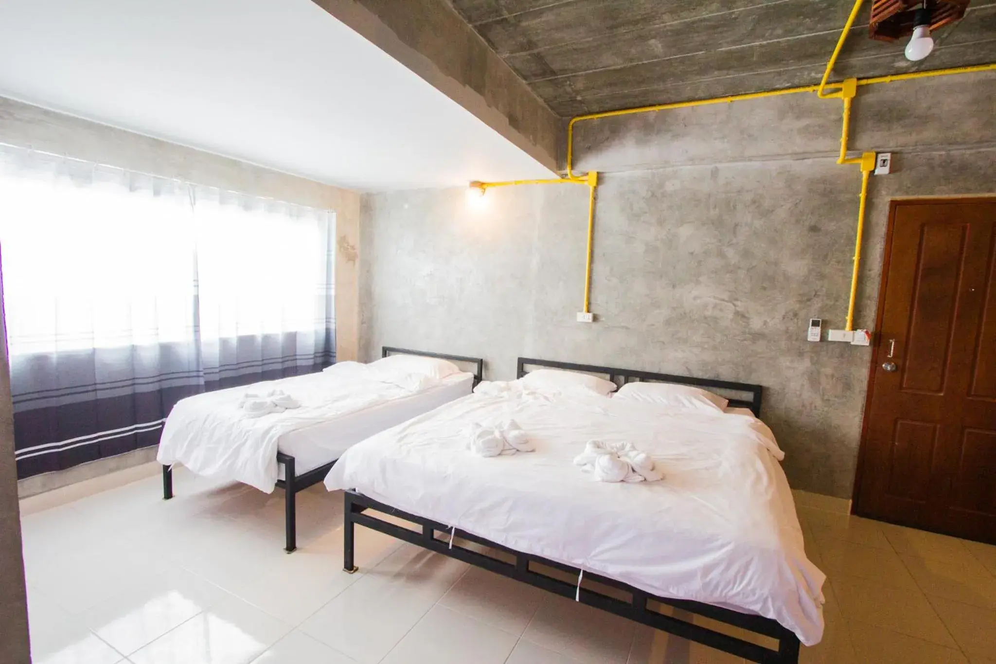 Bed in The Sky Loft Hotel Bed in The Sky Loft Hotel