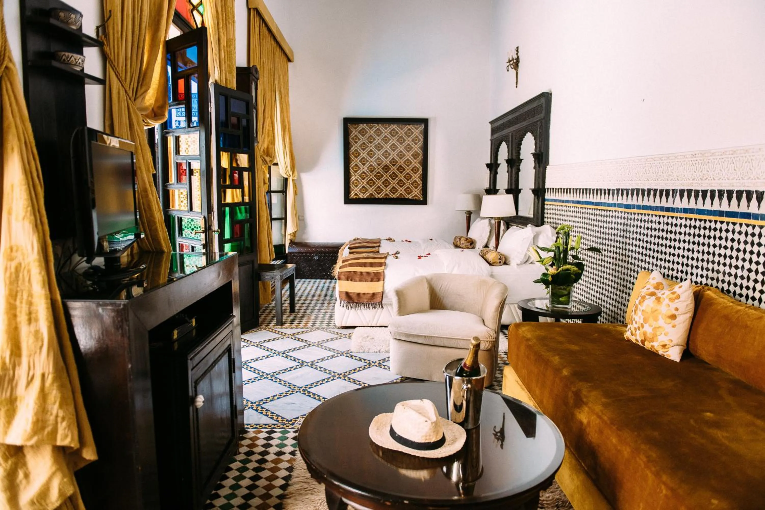 Bedroom in Riad Maison Bleue and Spa