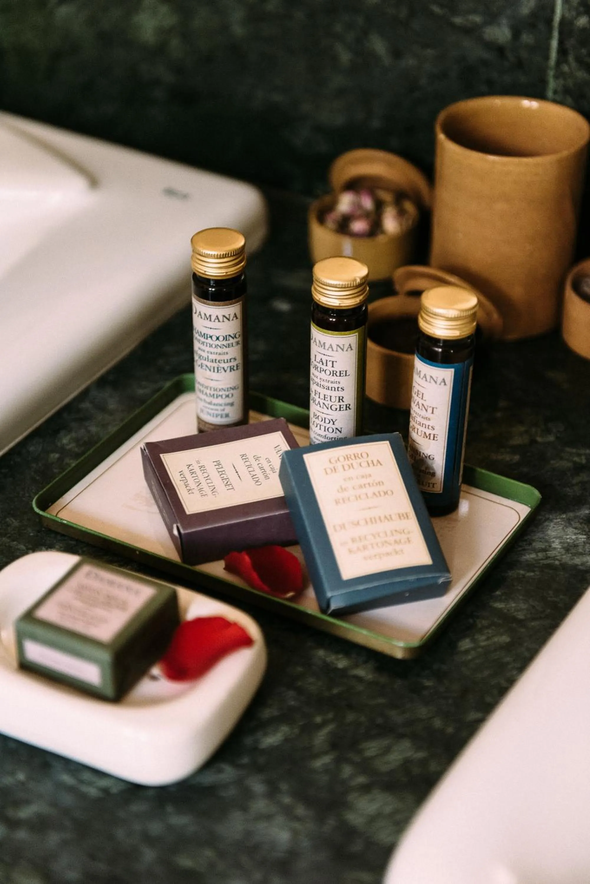 Bathroom in Riad Maison Bleue and Spa
