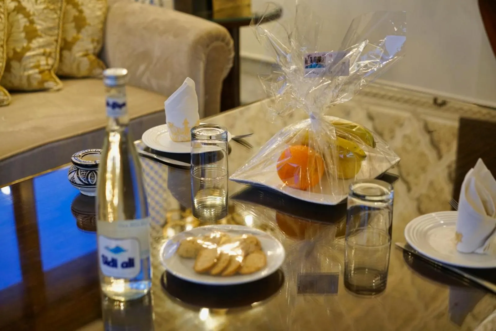 Dining area in Riad Maison Bleue and Spa