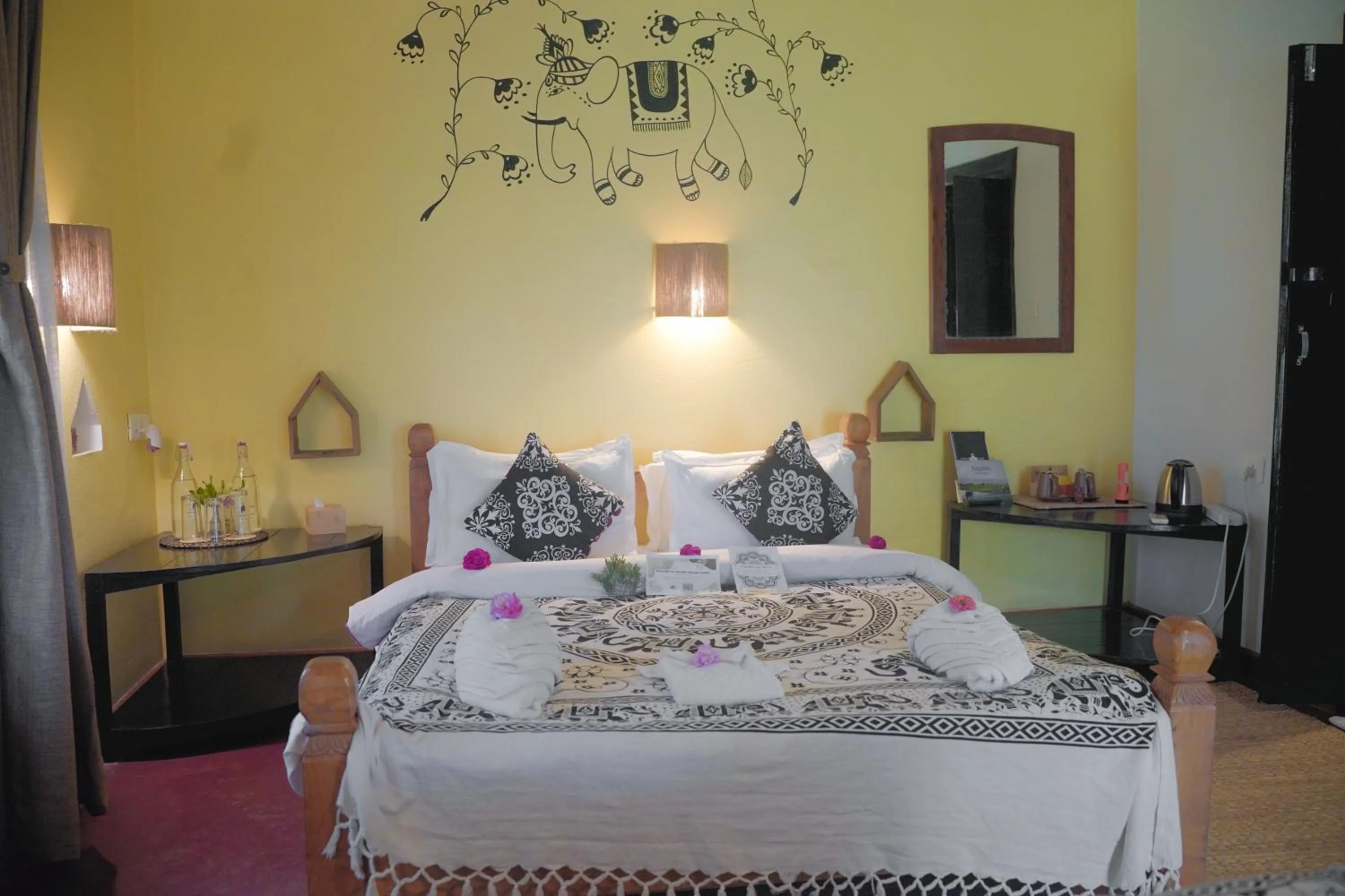 Bed in Sapana Village Lodge