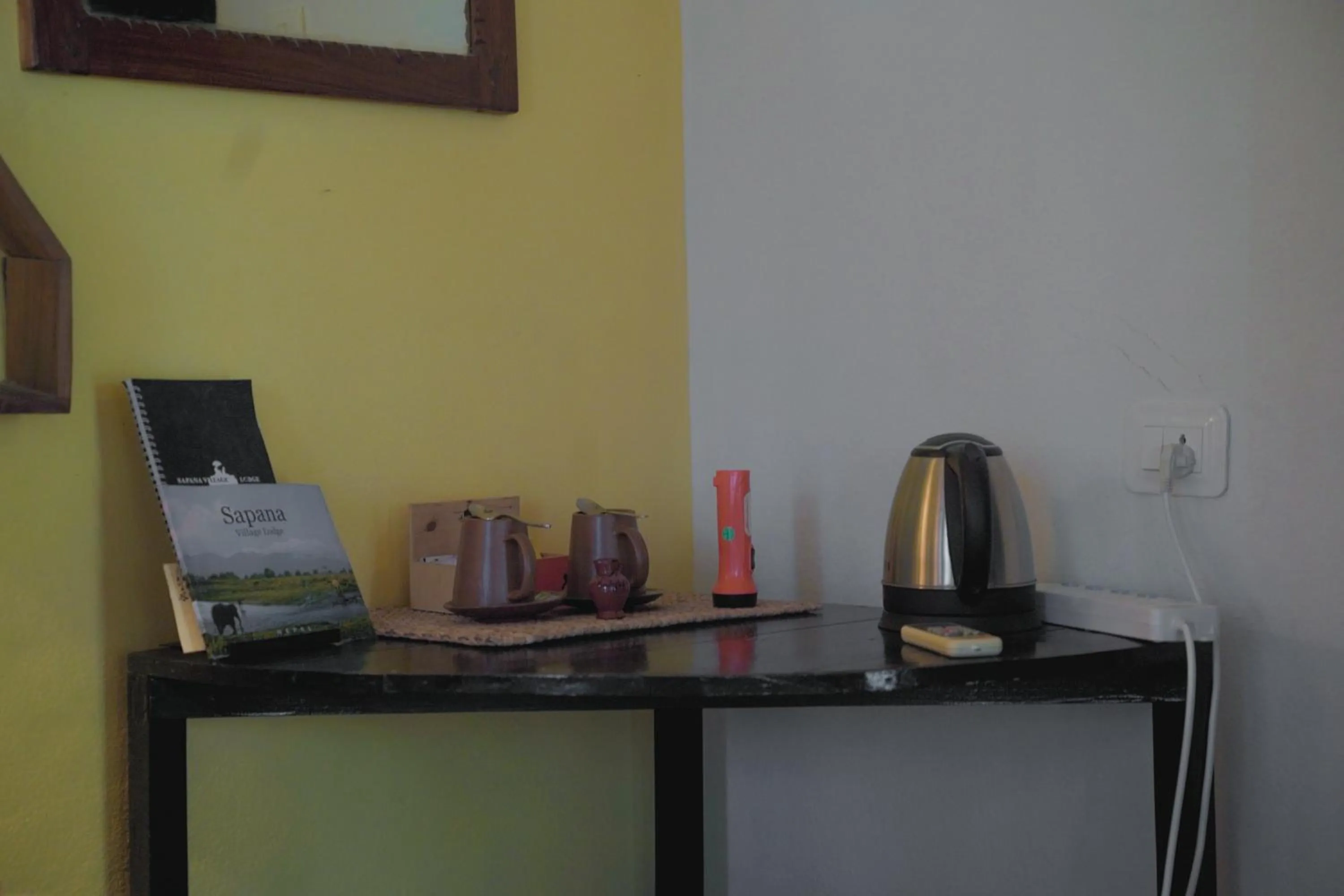 Coffee/tea facilities in Sapana Village Lodge