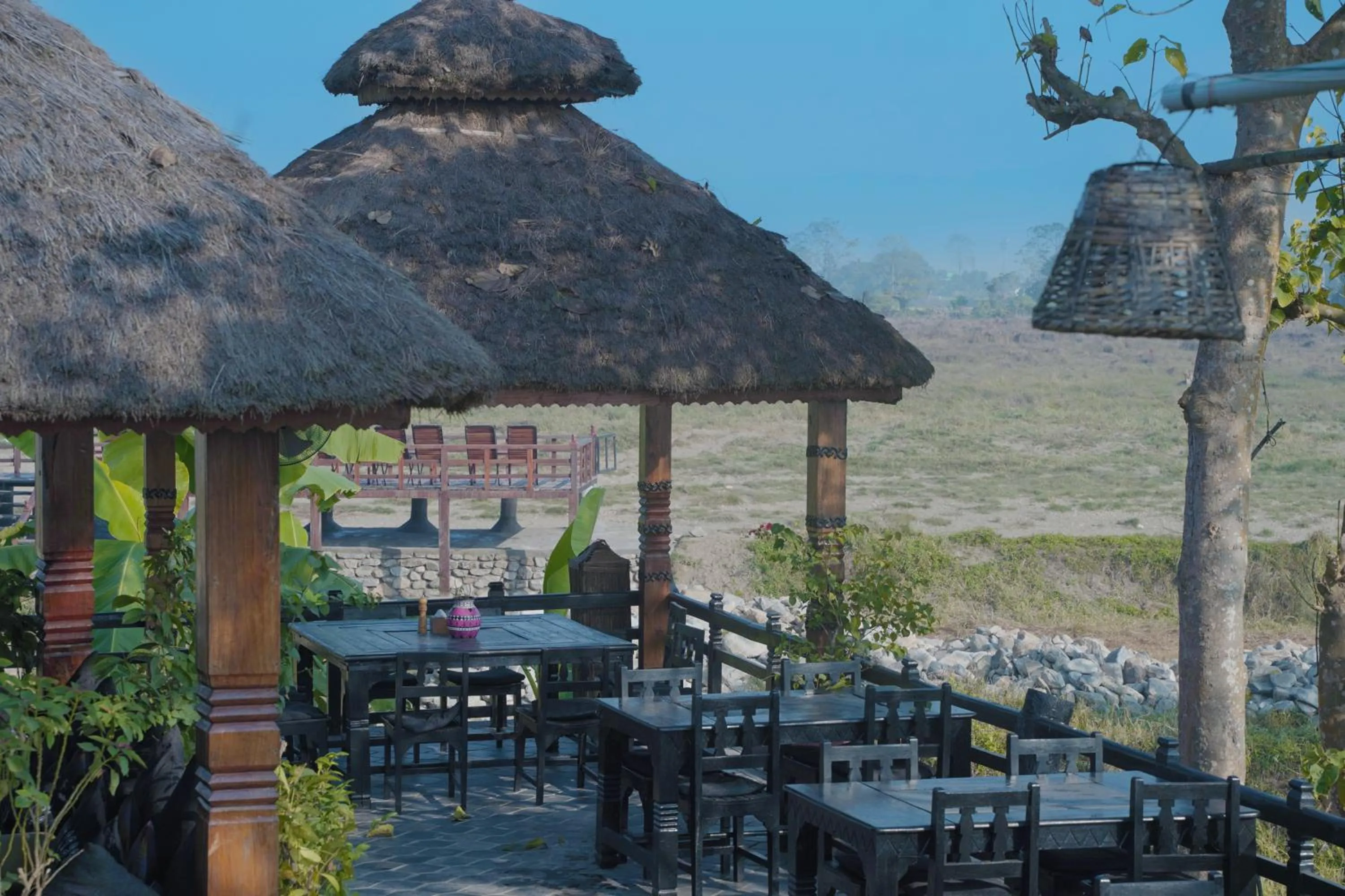 Restaurant/places to eat in Sapana Village Lodge