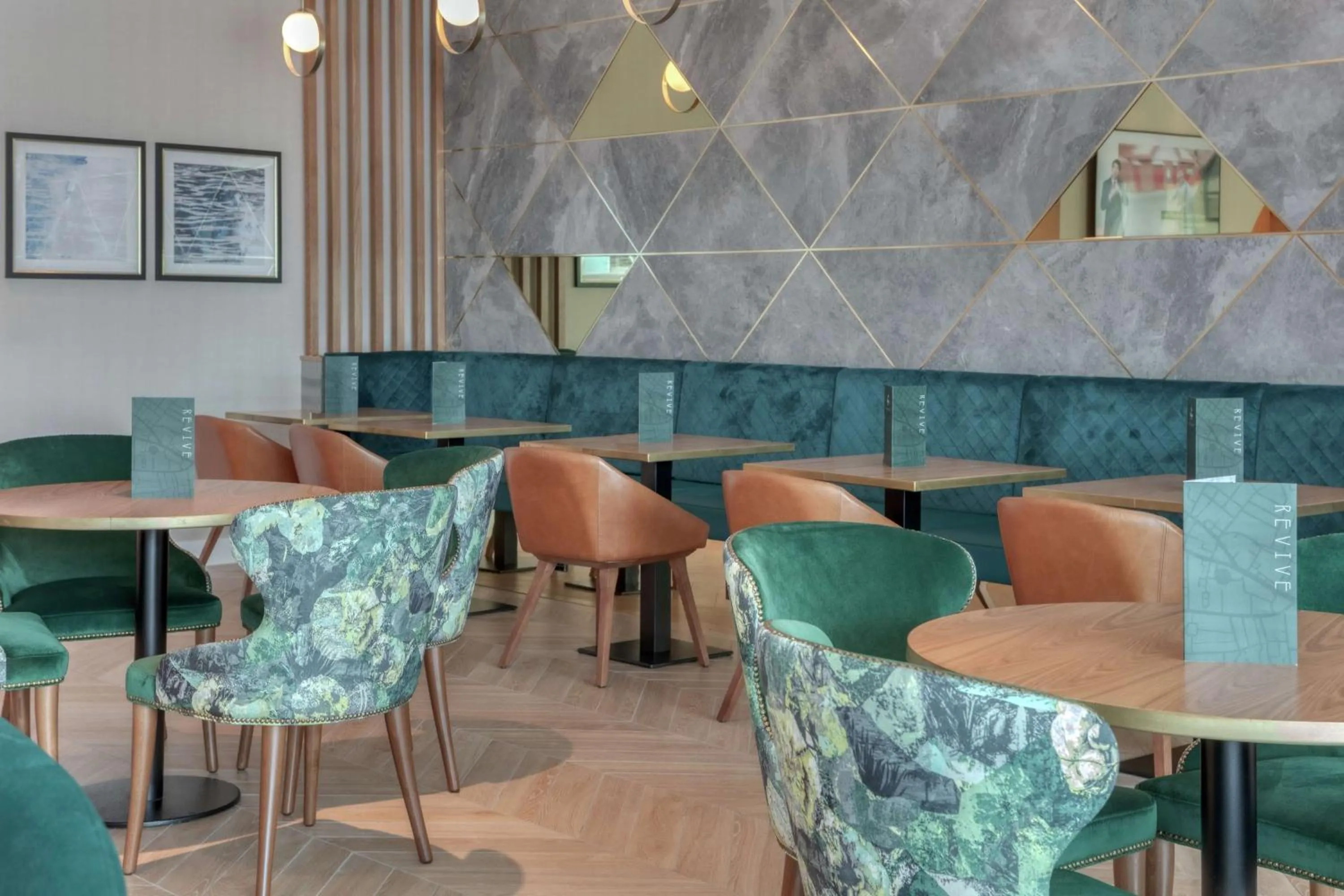 Restaurant/places to eat in Hilton London Angel Islington